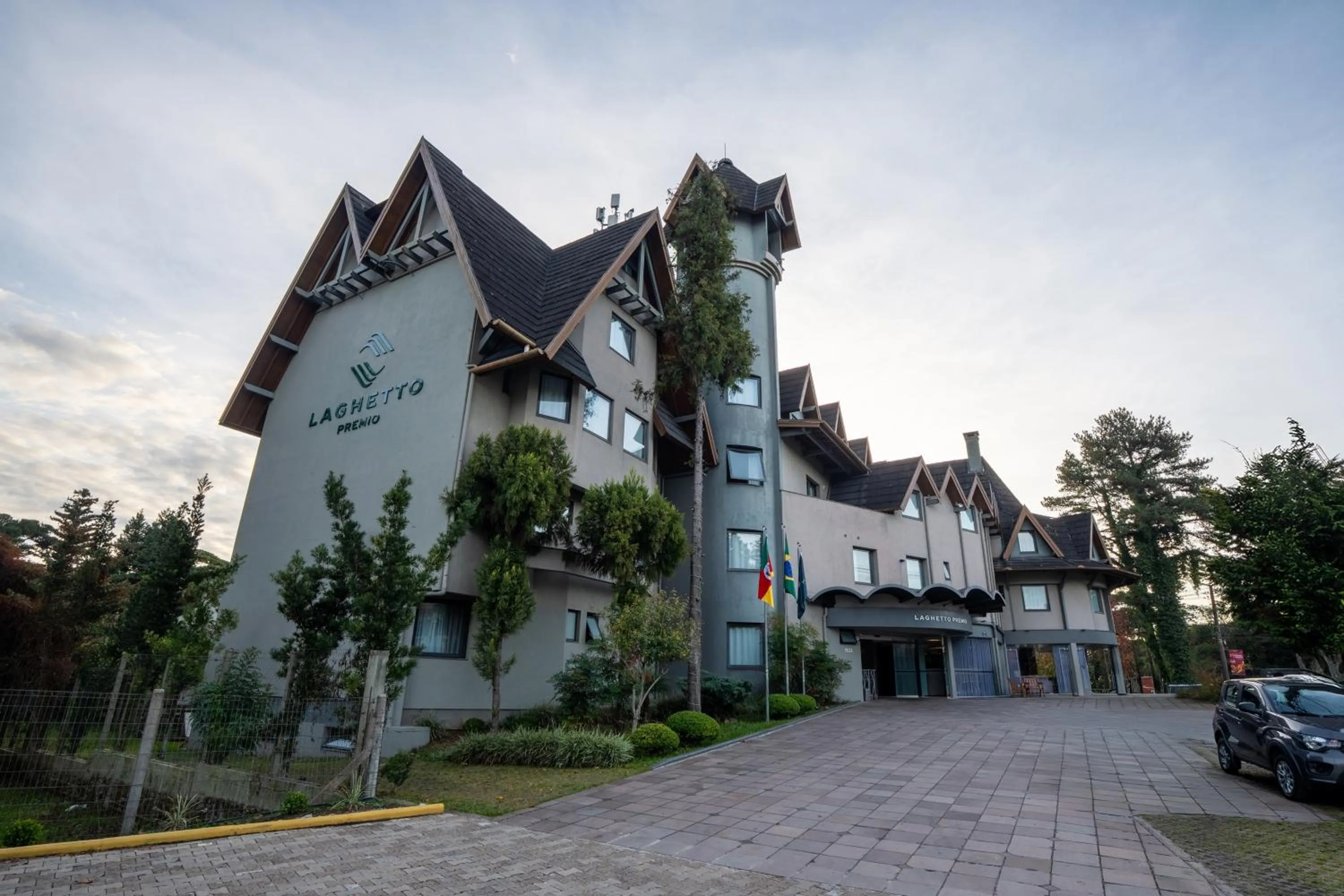 Property building in Hotel Laghetto Premio