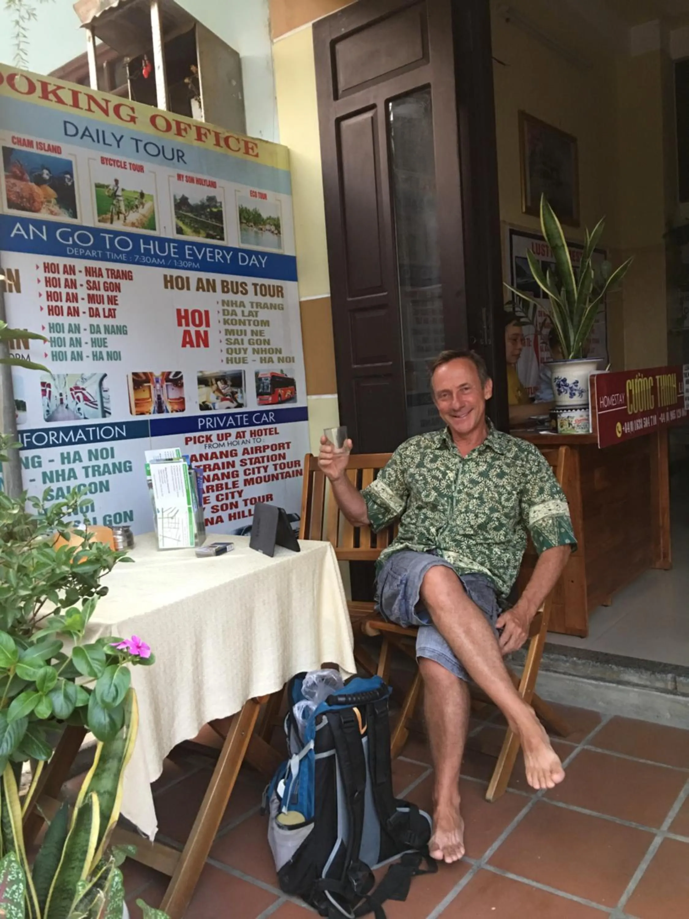 group of guests in Cuong Thinh Homestay