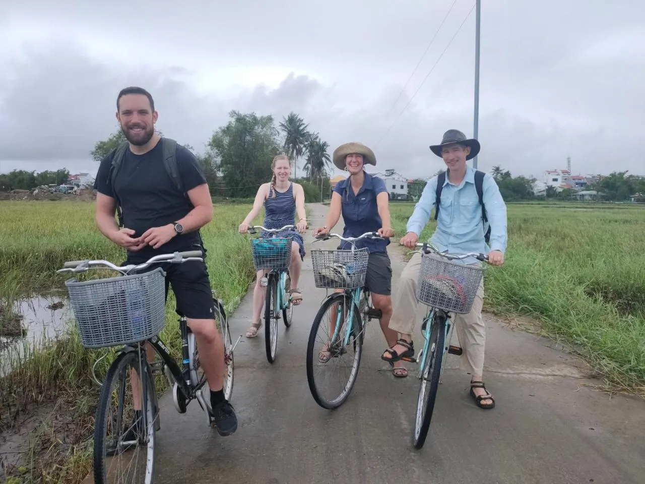 group of guests in Cuong Thinh Homestay