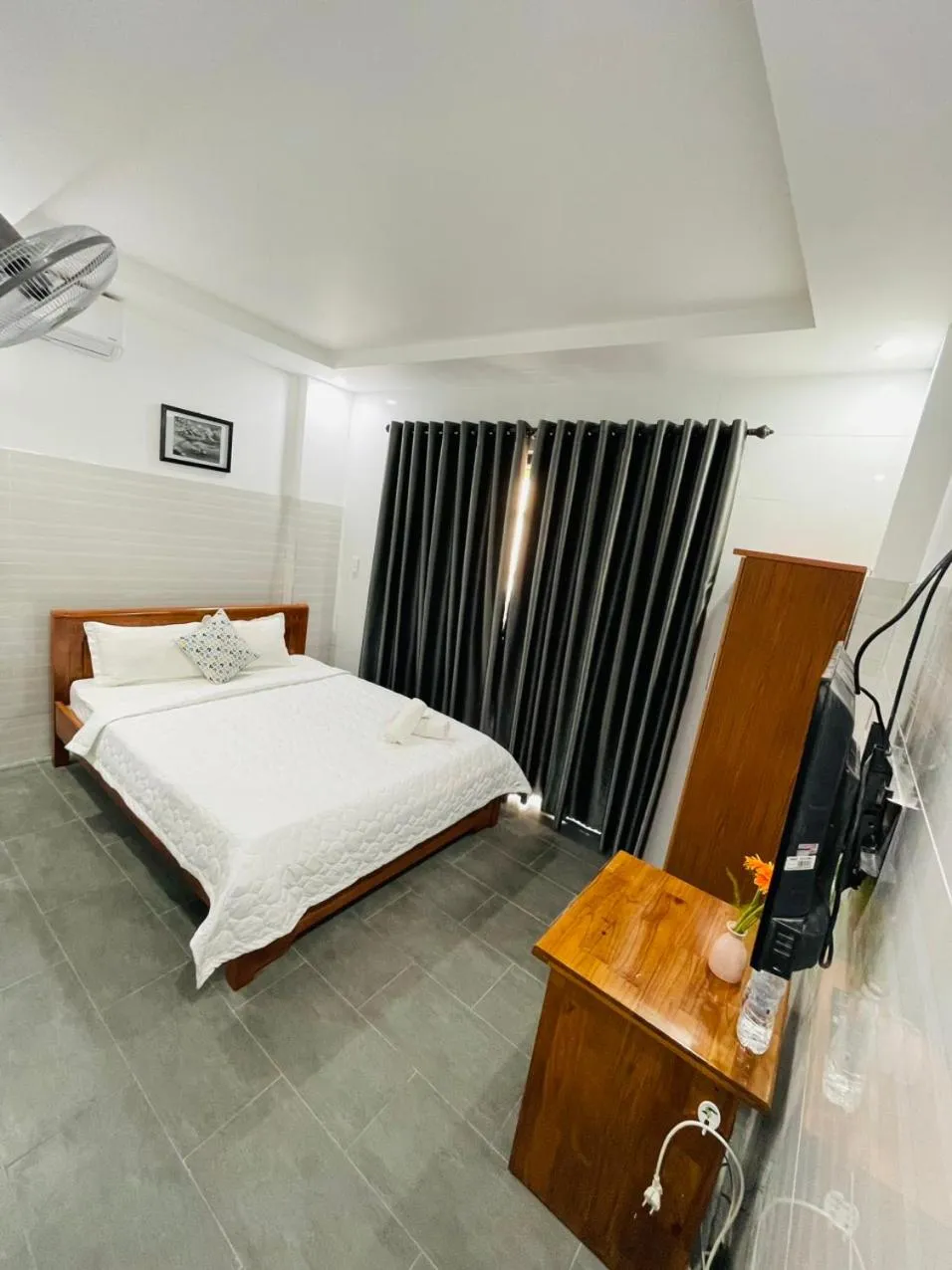 Photo of the whole room, Bed in Cuong Thinh Homestay