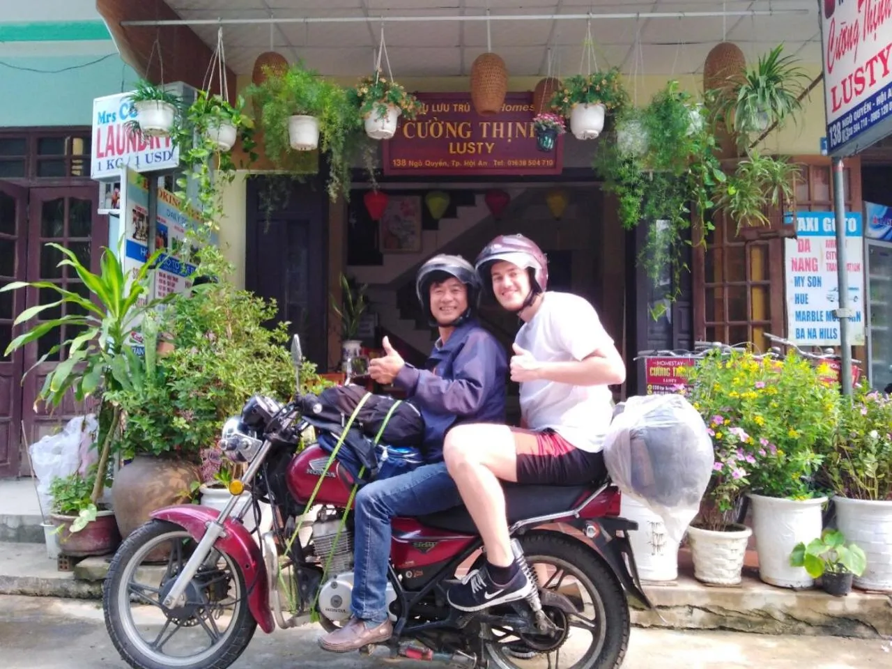 Guests in Cuong Thinh Homestay