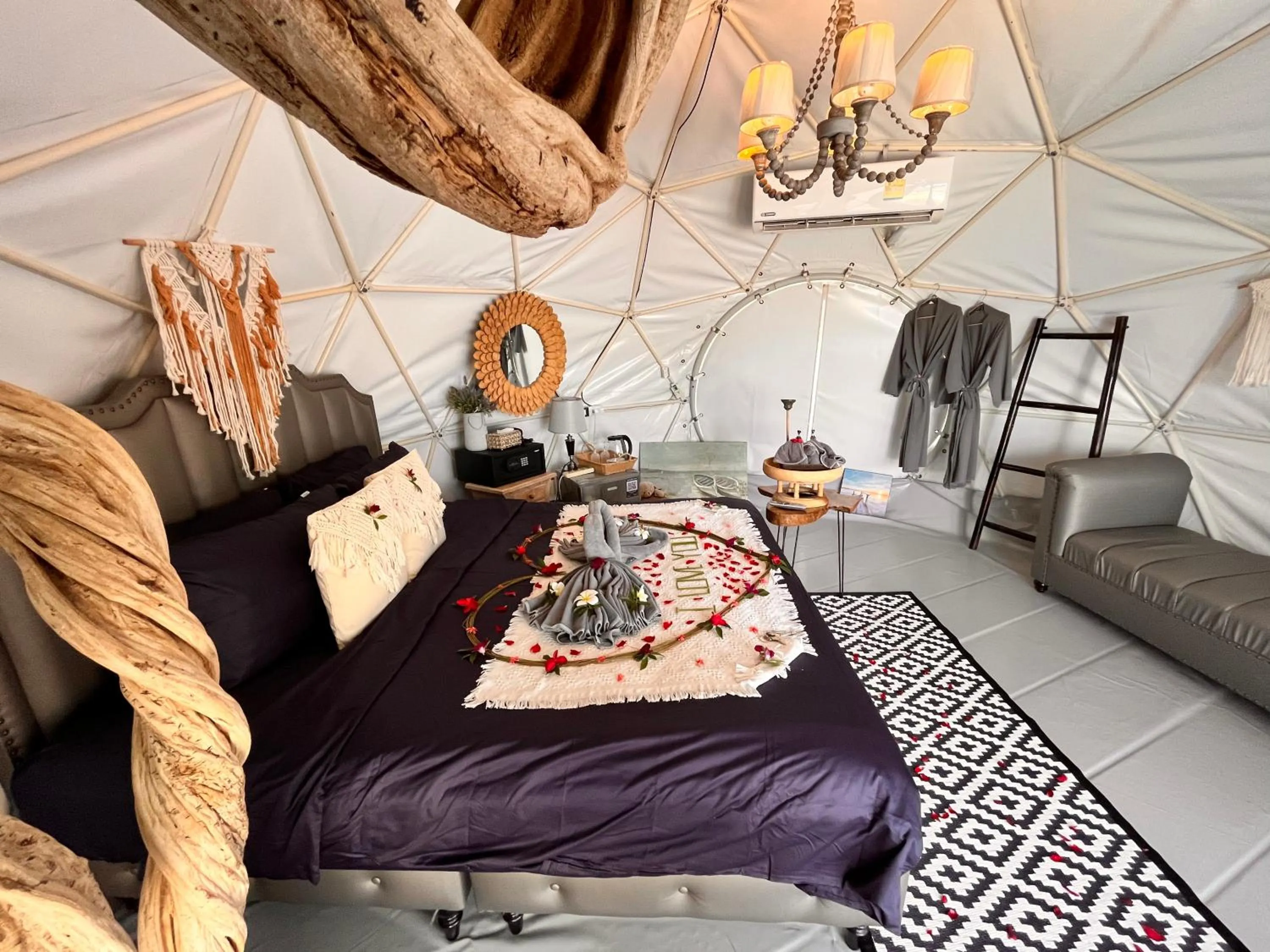 Phuket Signature Glamping