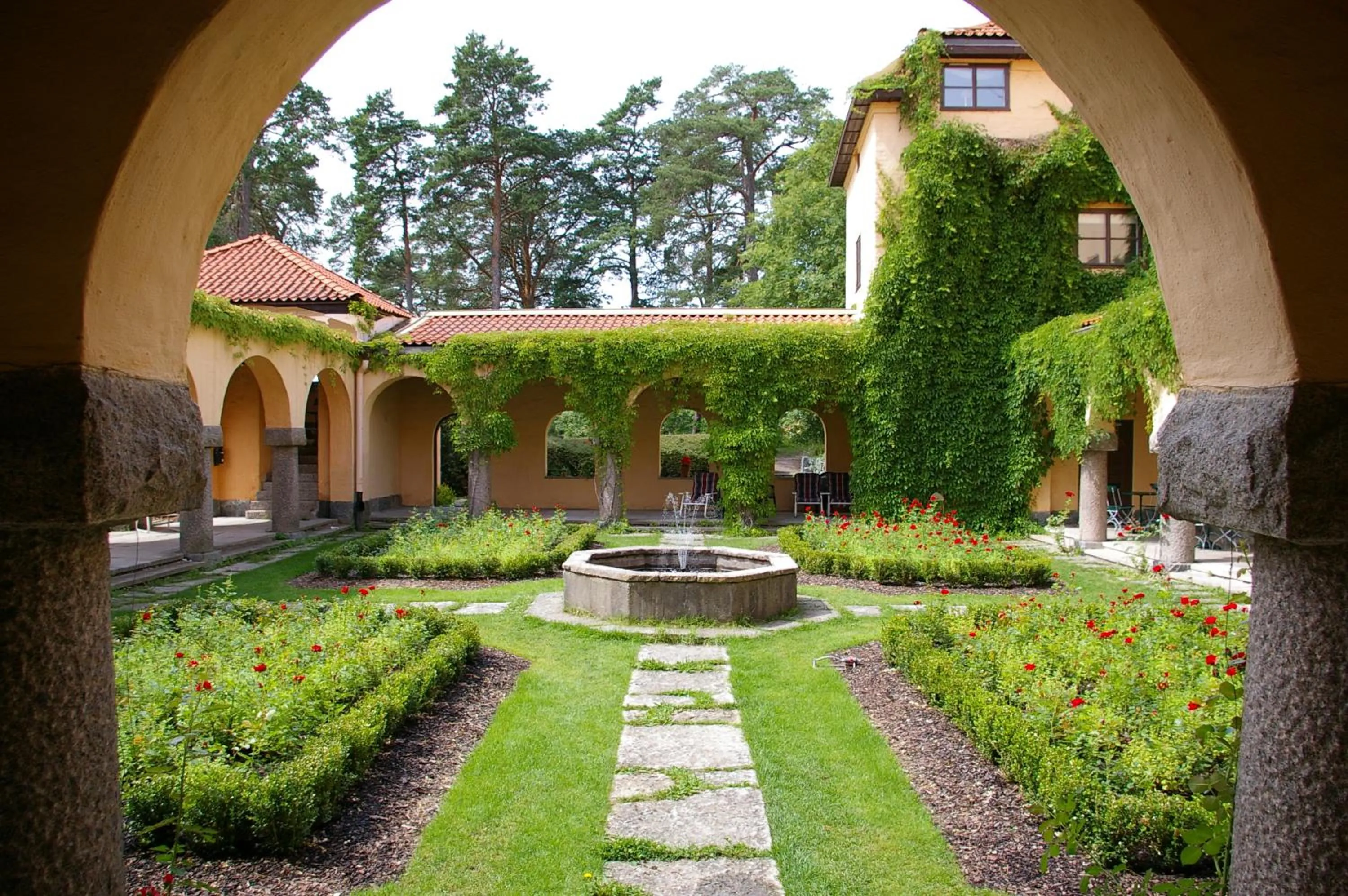 Restaurant/places to eat in Sigtunastiftelsen Hotell & Konferens