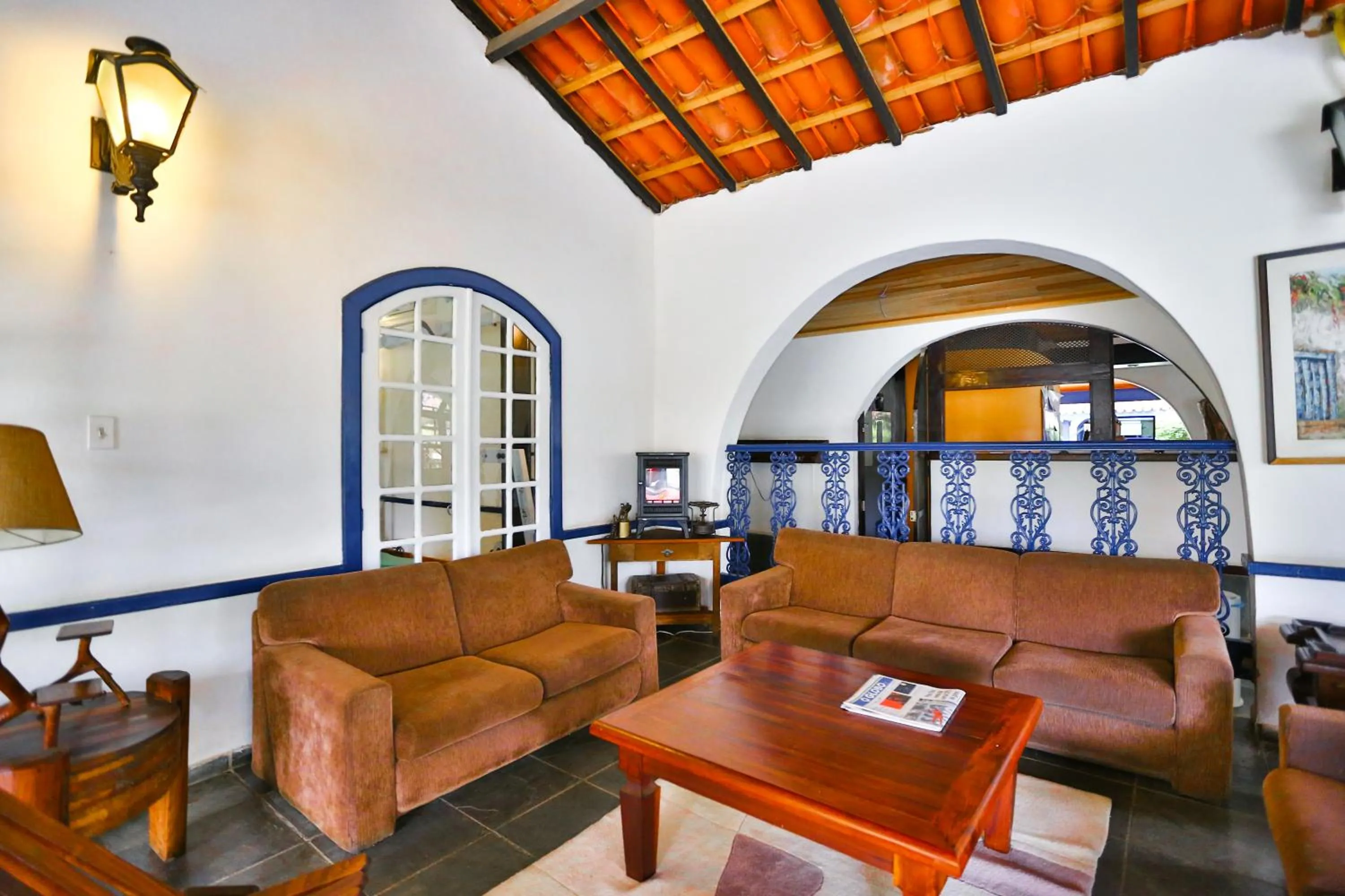 Communal lounge/ TV room in Pousada da Condessa