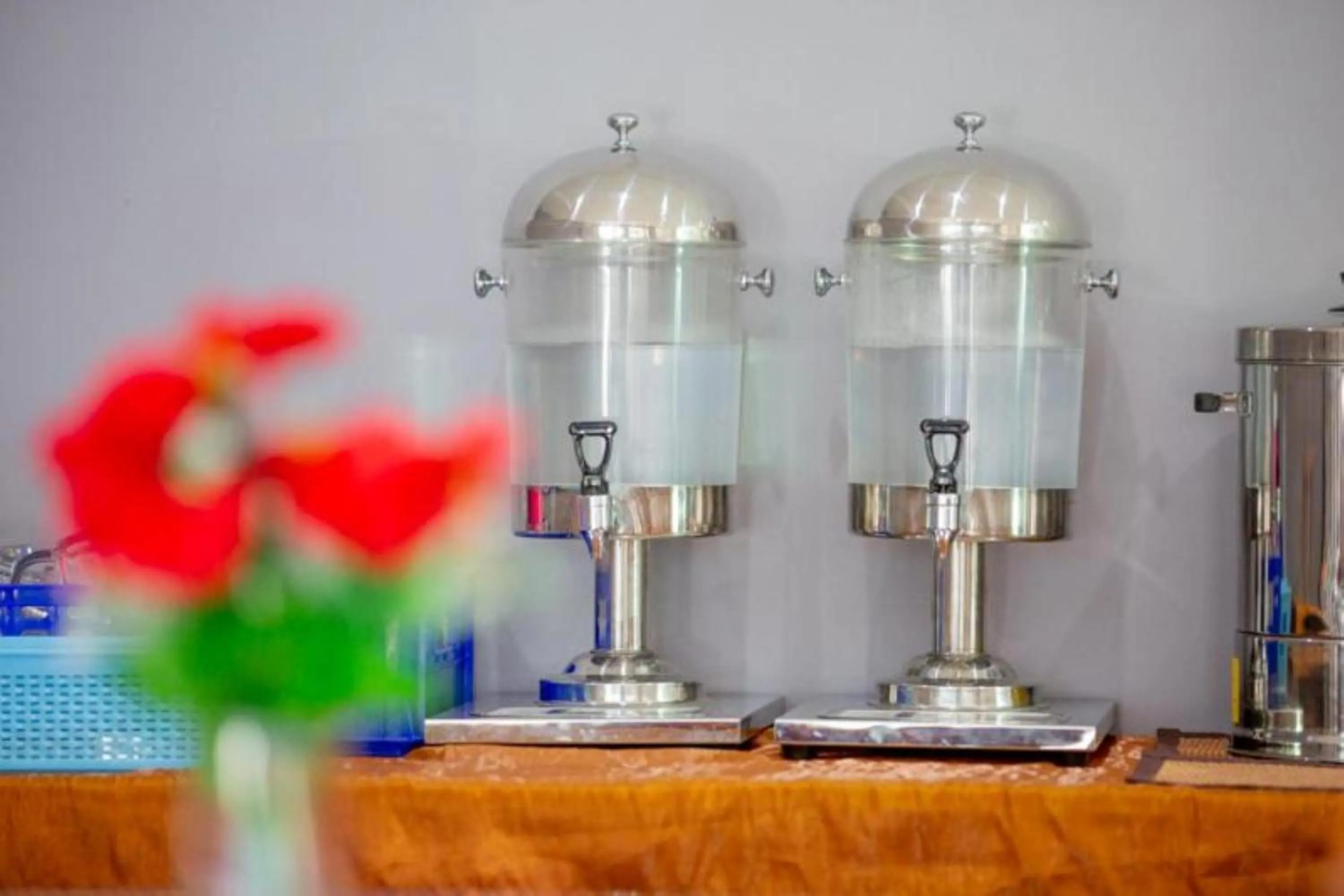 Coffee/tea facilities in 99hotel