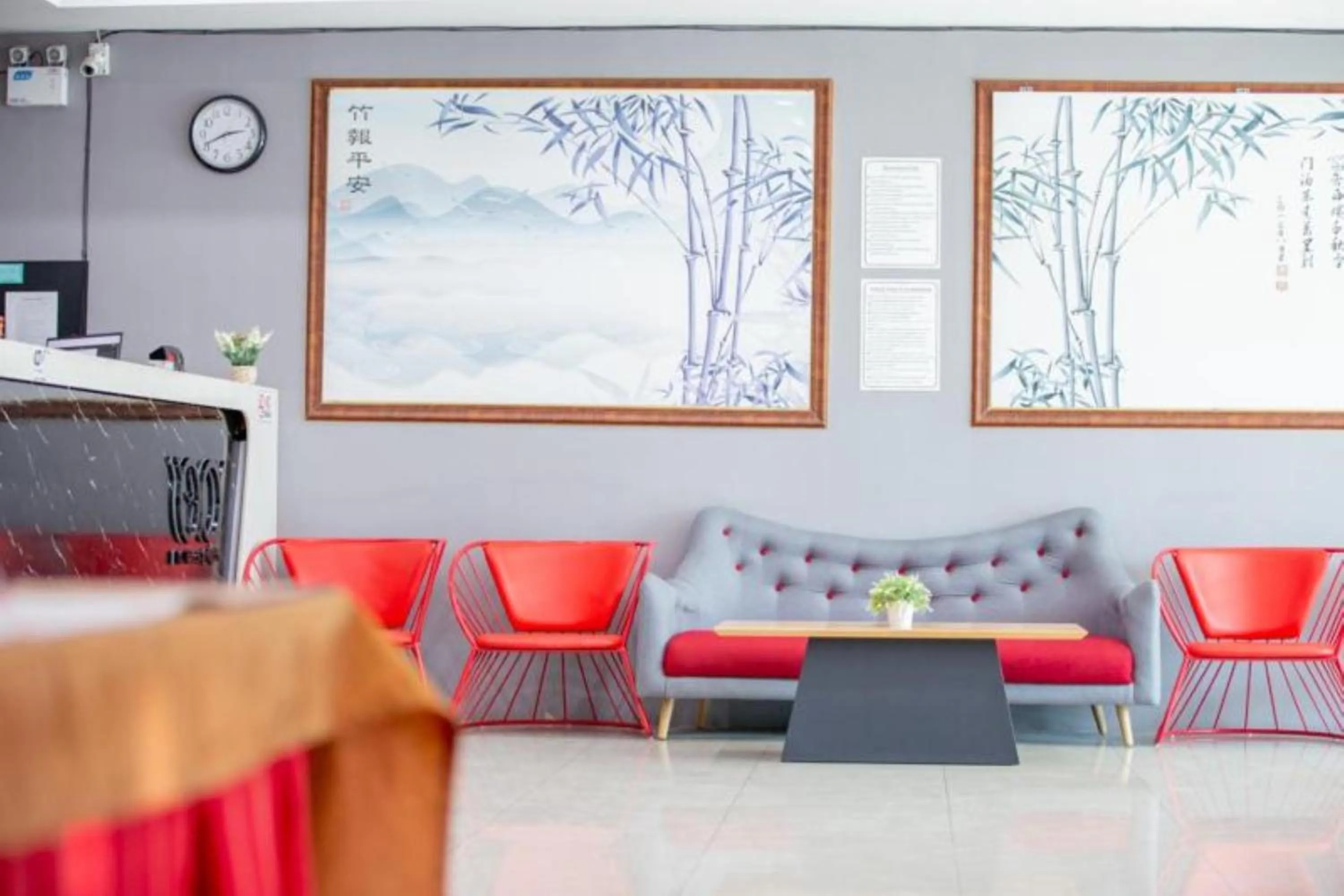 Living room in 99hotel