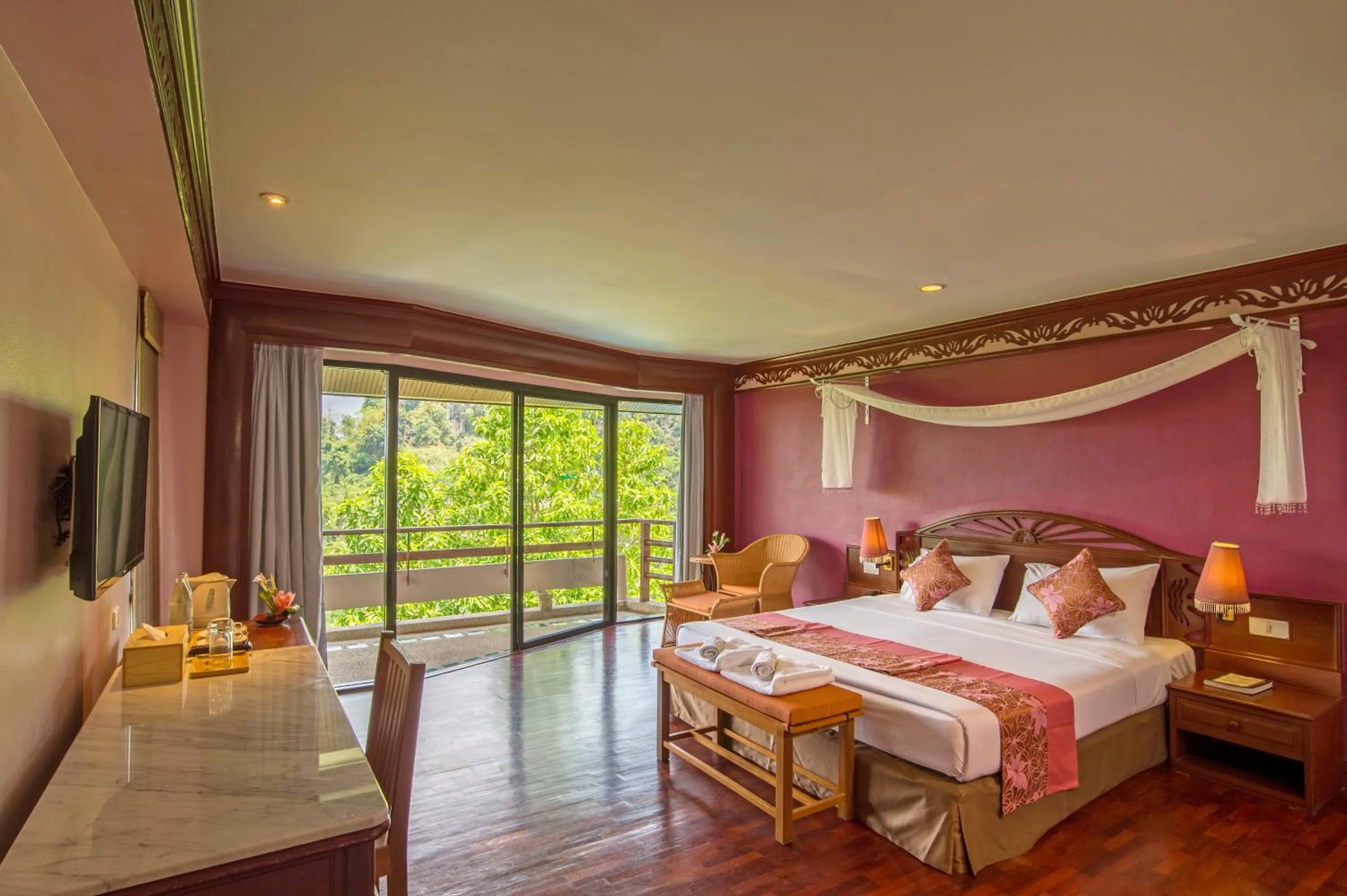 Bedroom in Maritime Park And Spa Resort