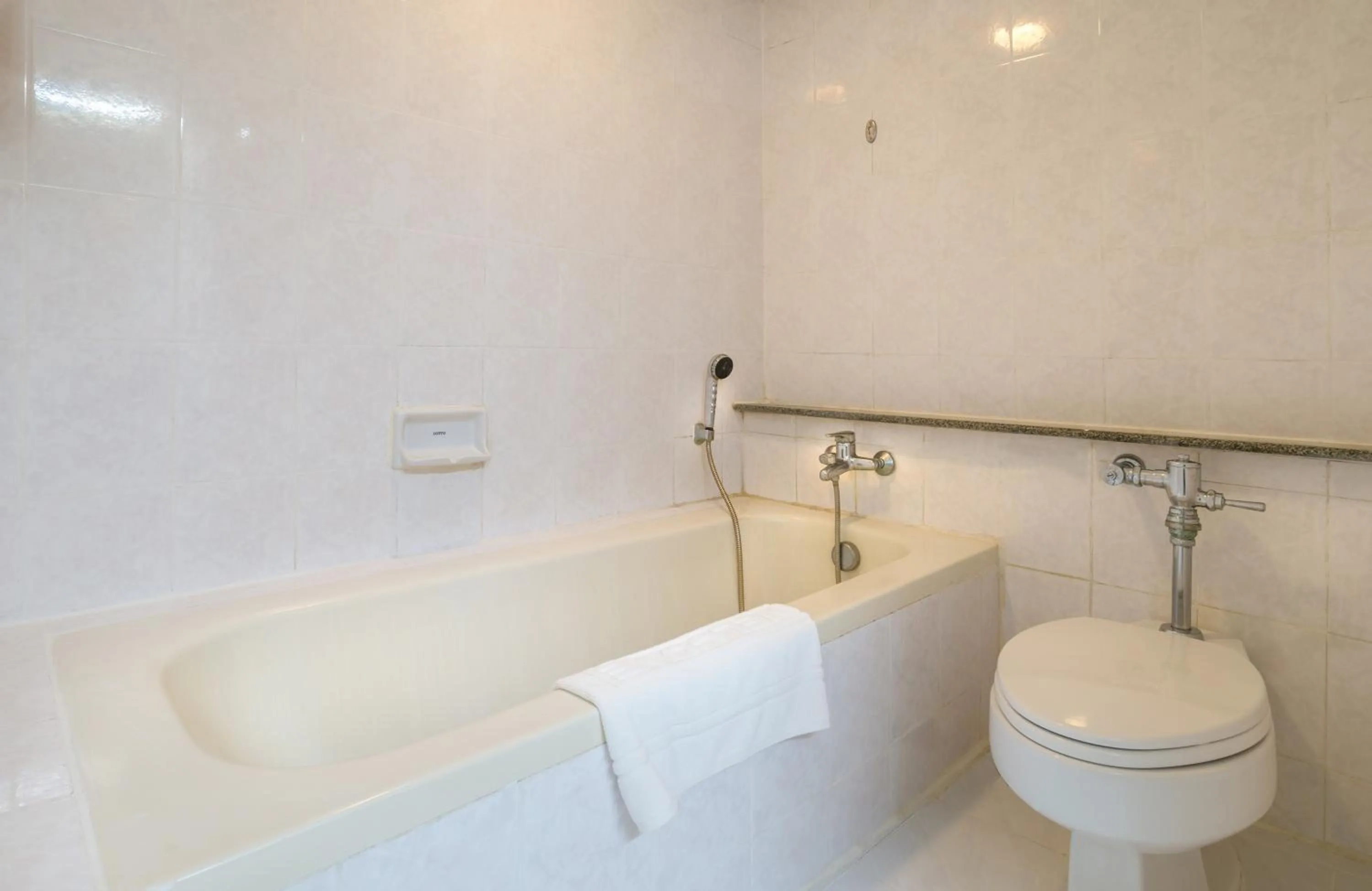 Bathroom in Maritime Park And Spa Resort