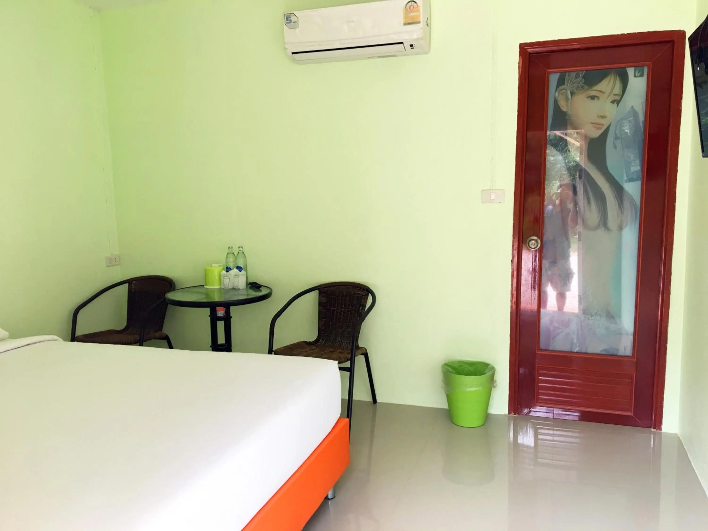 Photo of the whole room, Bed in Go Green Resort