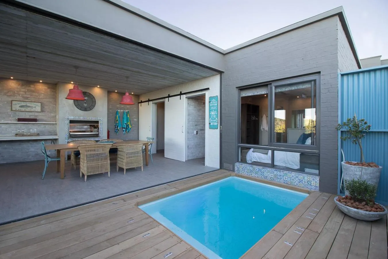 Swimming pool in The Quarter Deck