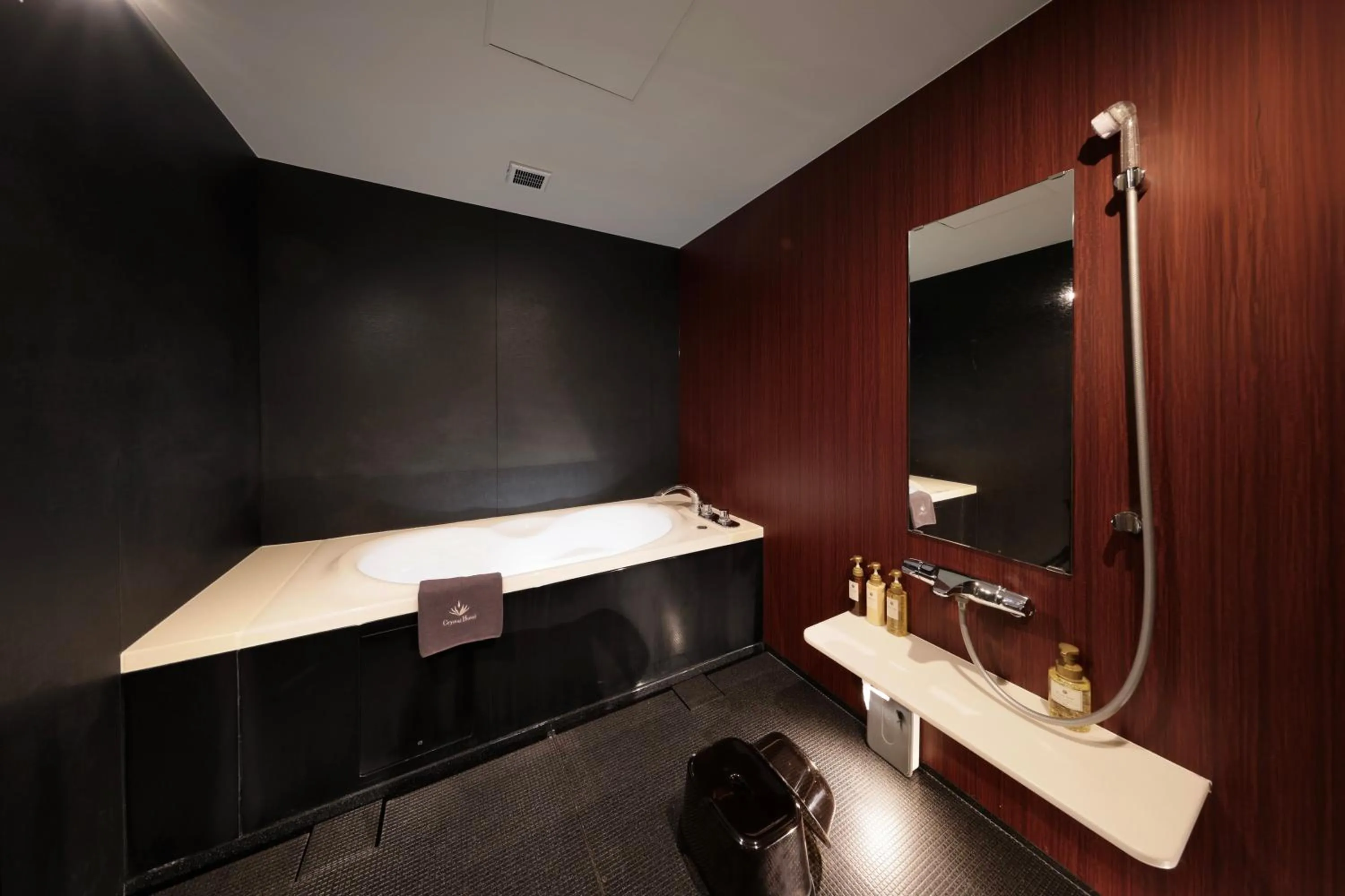 Bathroom in Tanimachi LUXE HOTEL