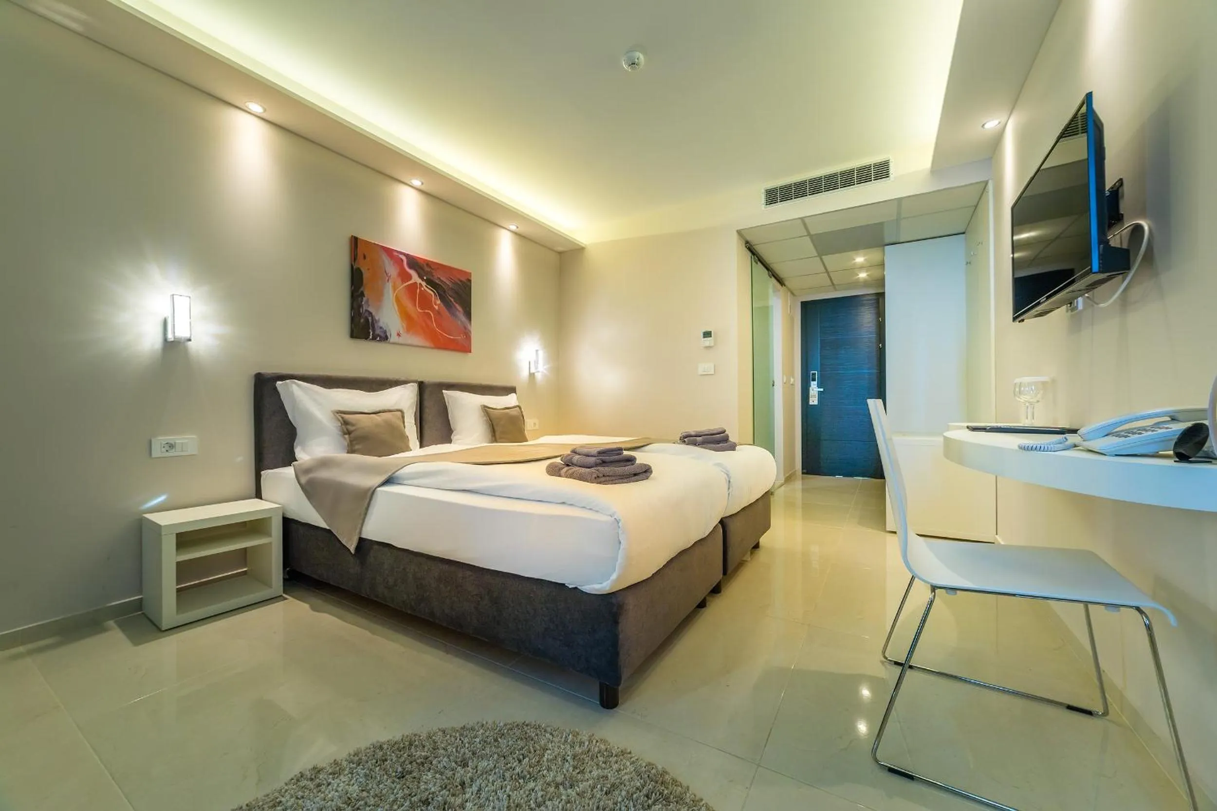 Bed in Laki Hotel & Spa