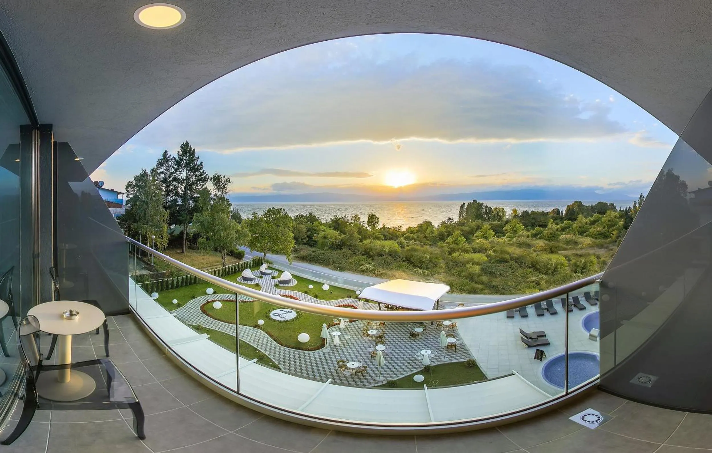 Garden in Laki Hotel & Spa