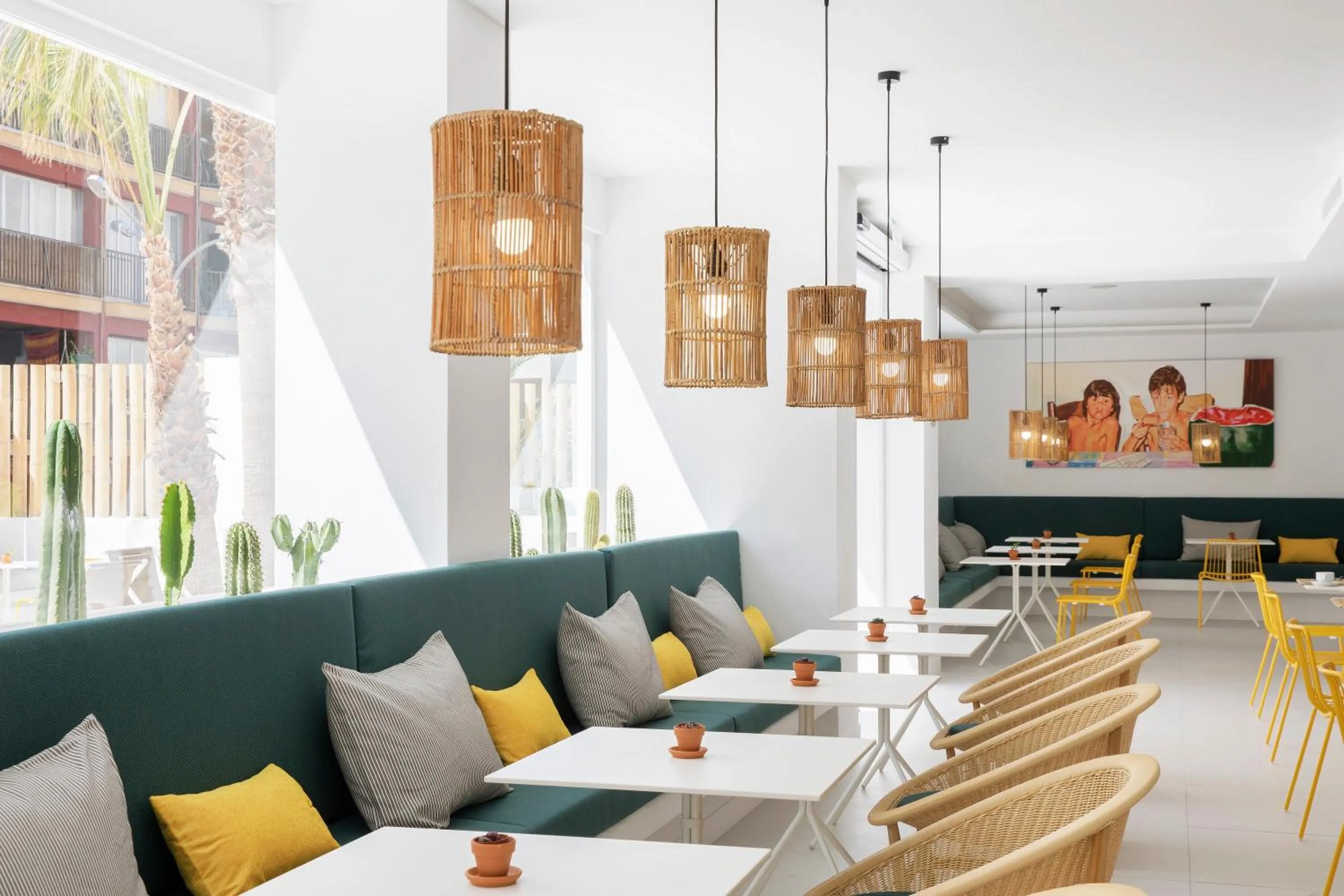 Restaurant/places to eat in whala!fun