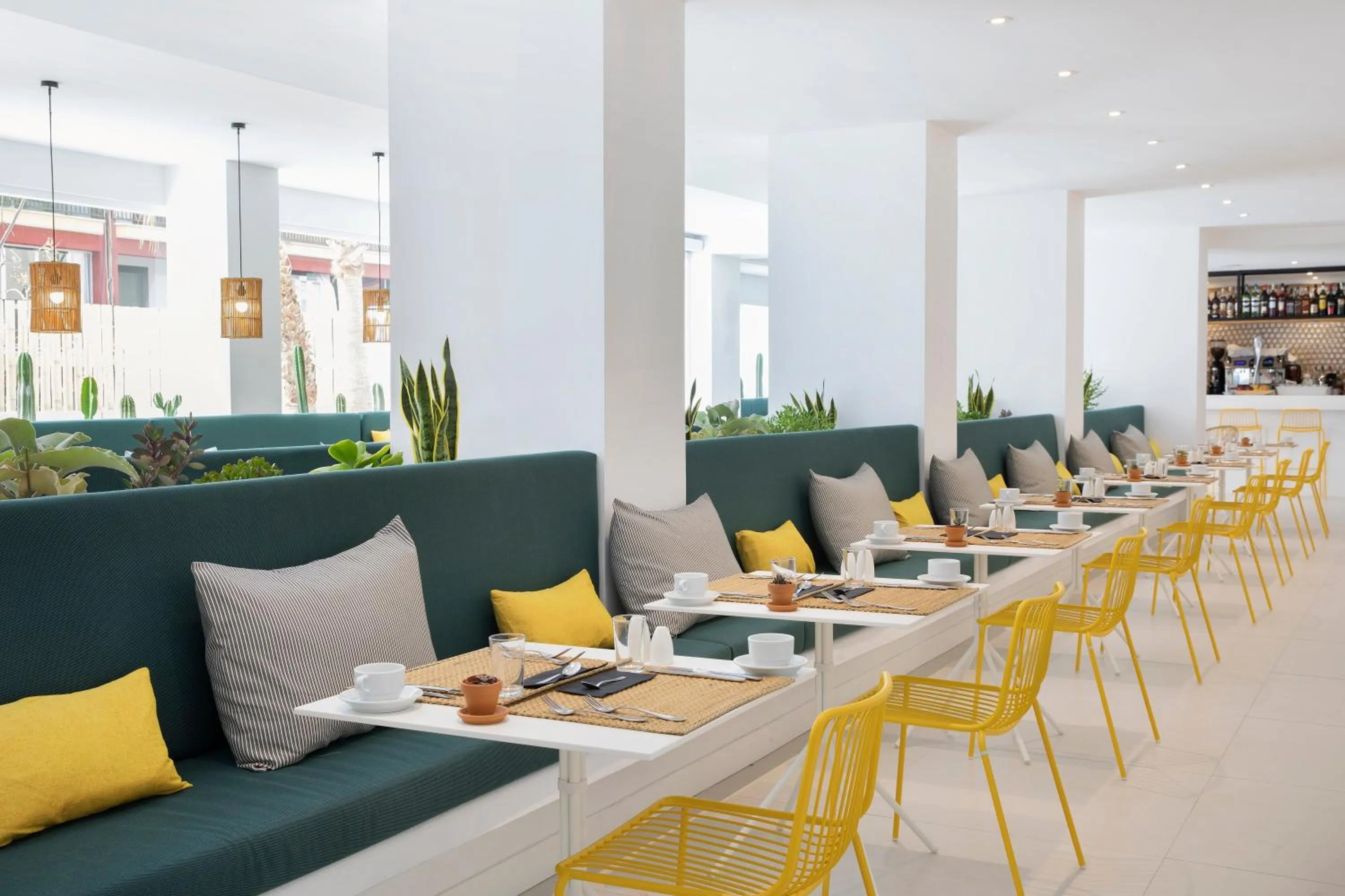 Restaurant/places to eat in whala!fun