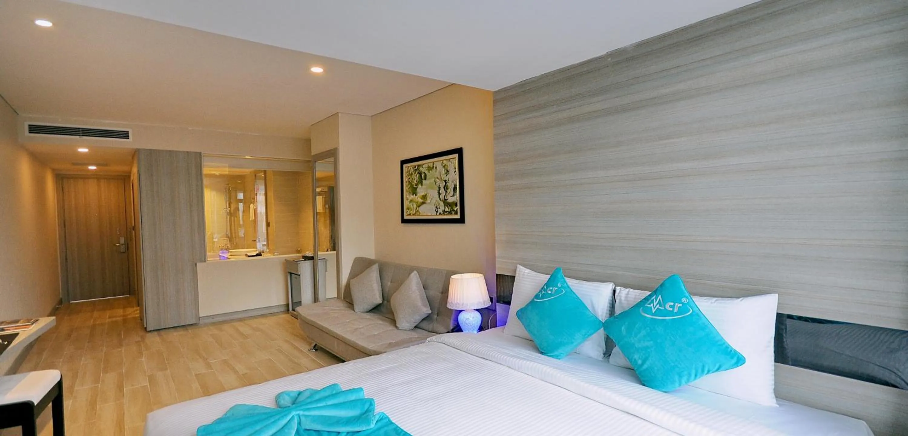 Bed in The MCR Luxury Nha Trang