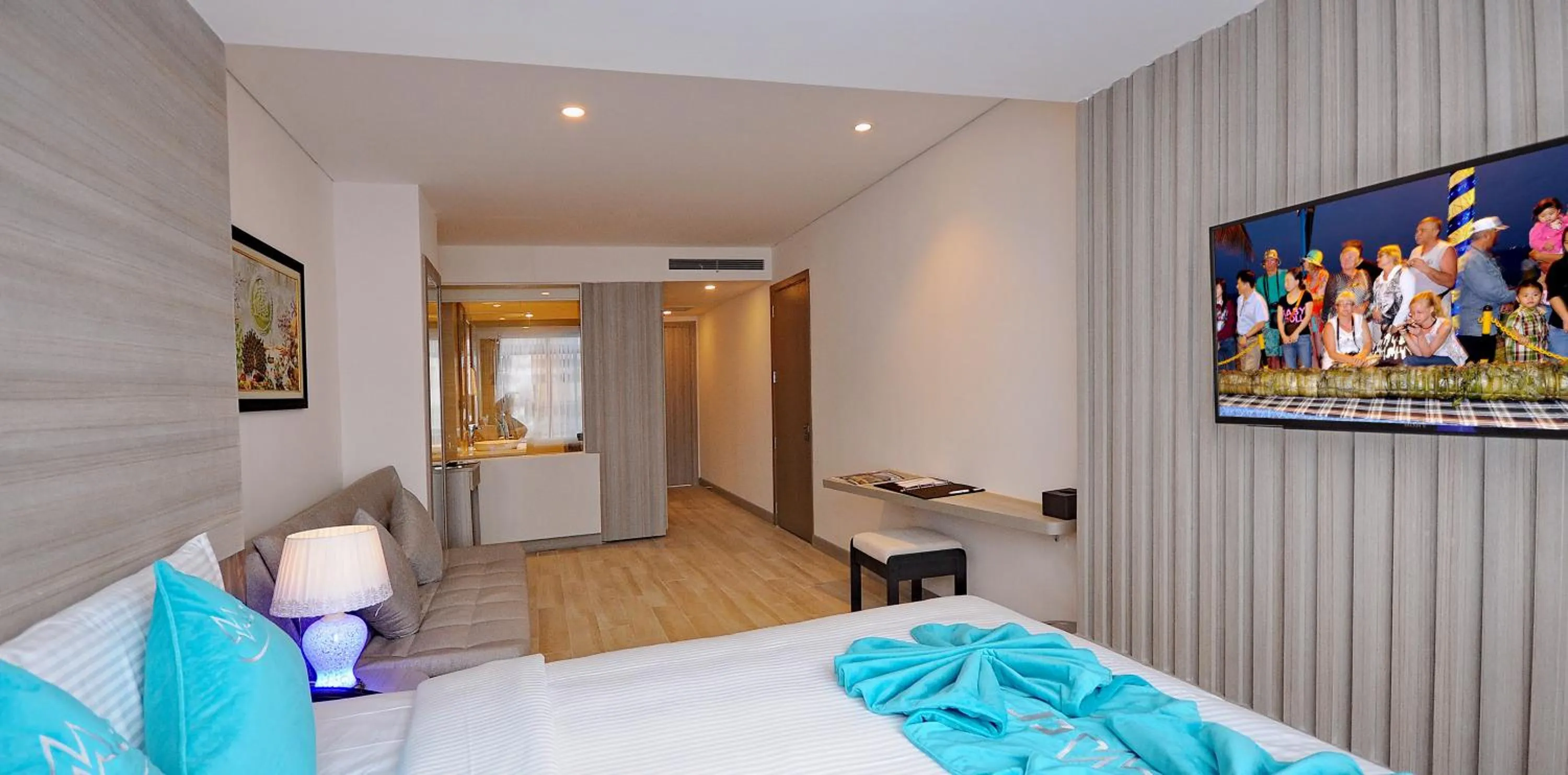 Bed in The MCR Luxury Nha Trang