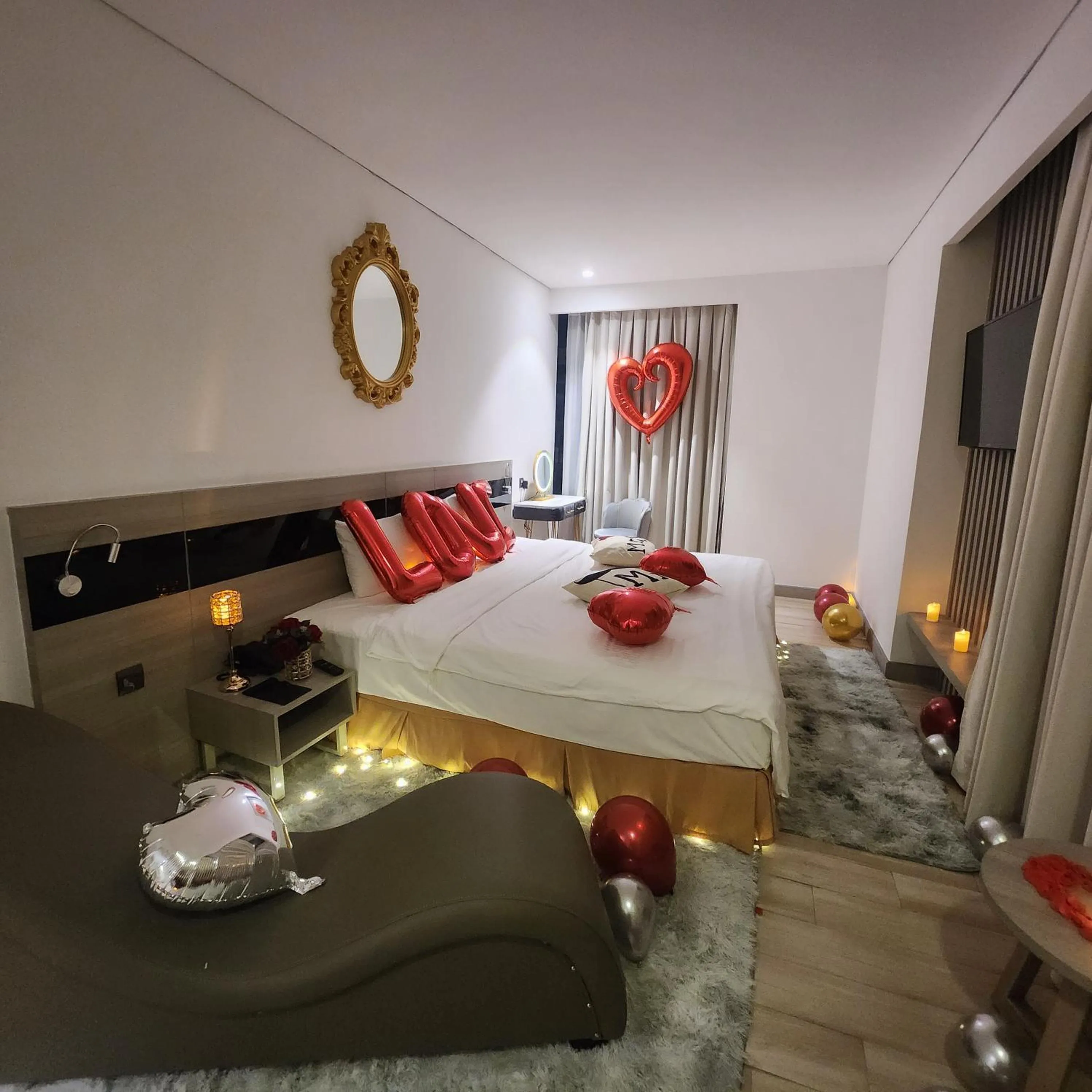 Bed in The MCR Luxury Nha Trang