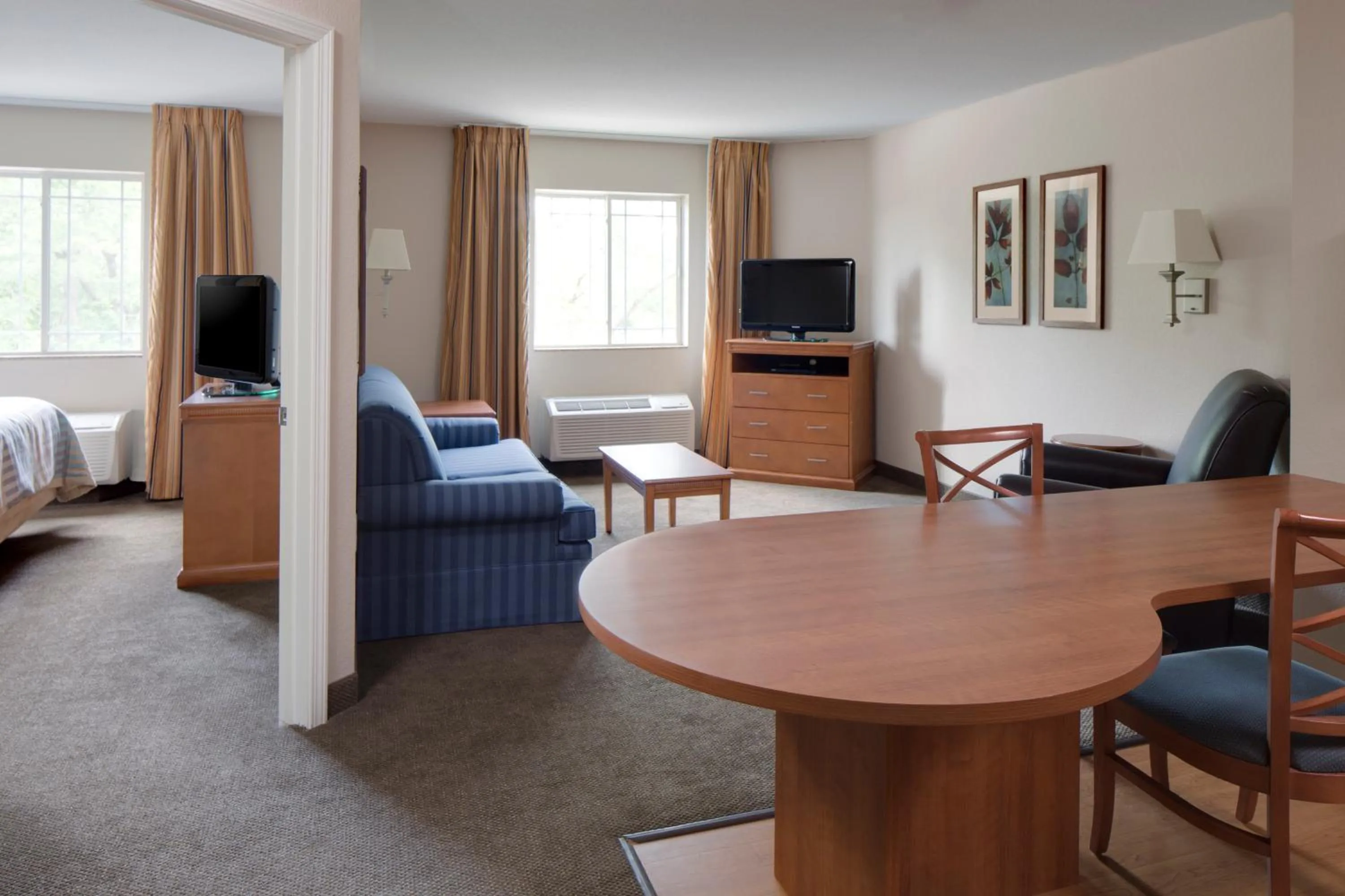 Photo of the whole room in Candlewood Suites La Crosse by IHG