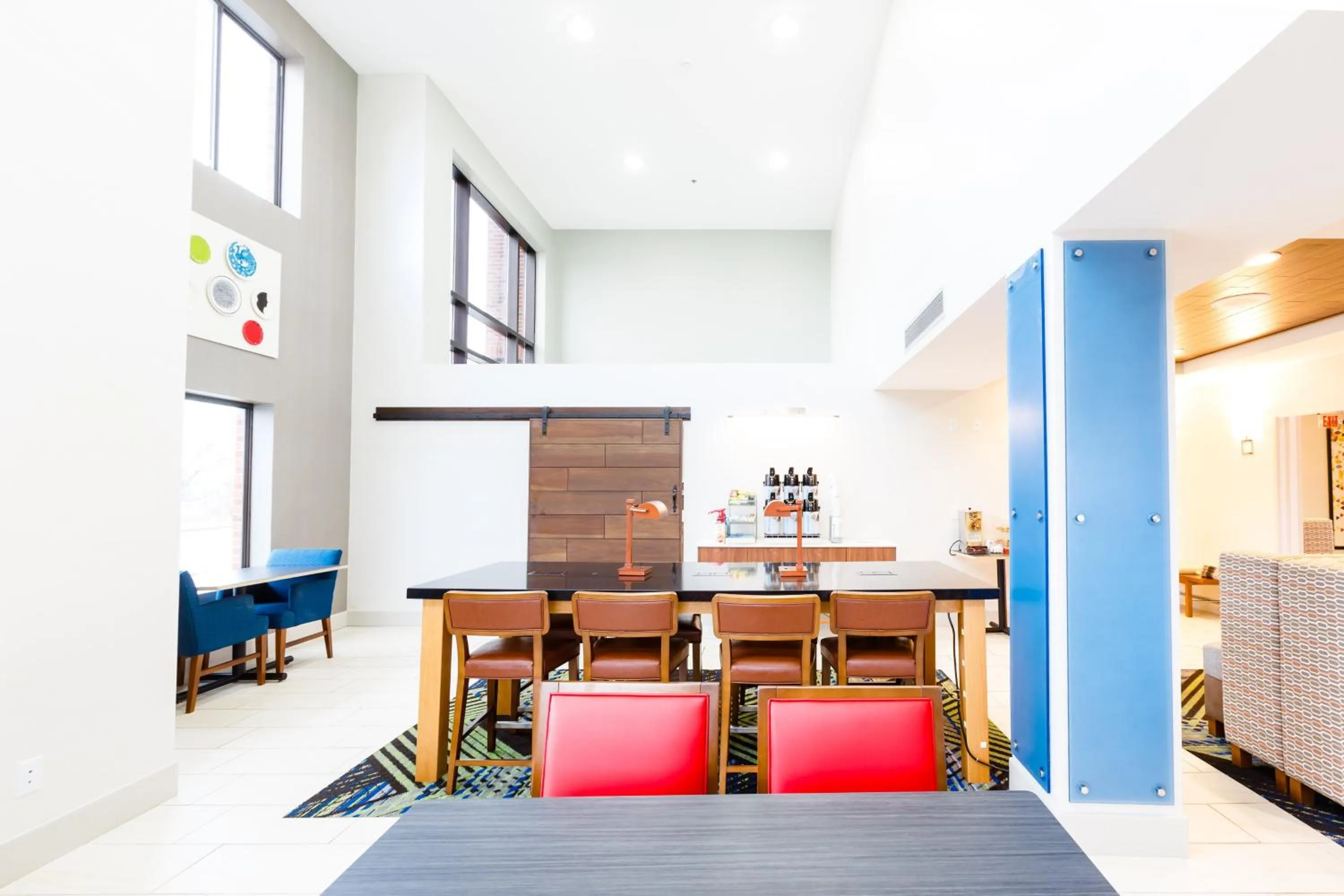 Breakfast in Holiday Inn Express & Suites Shelbyville by IHG