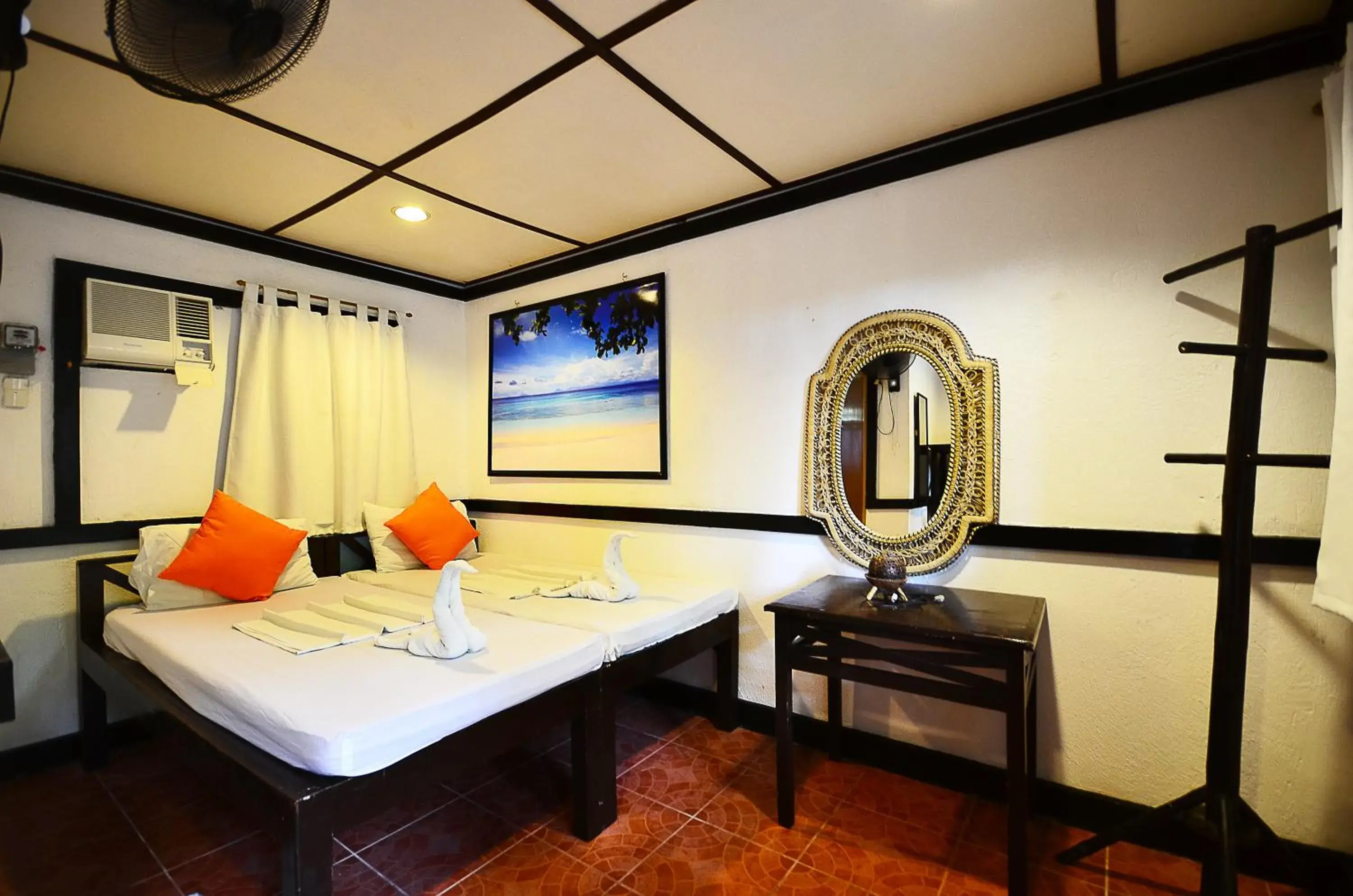 Standard Double or Twin Room in Hippocampus Beach Resort Standard Double or Twin Room in Hippocampus Beach Resort
