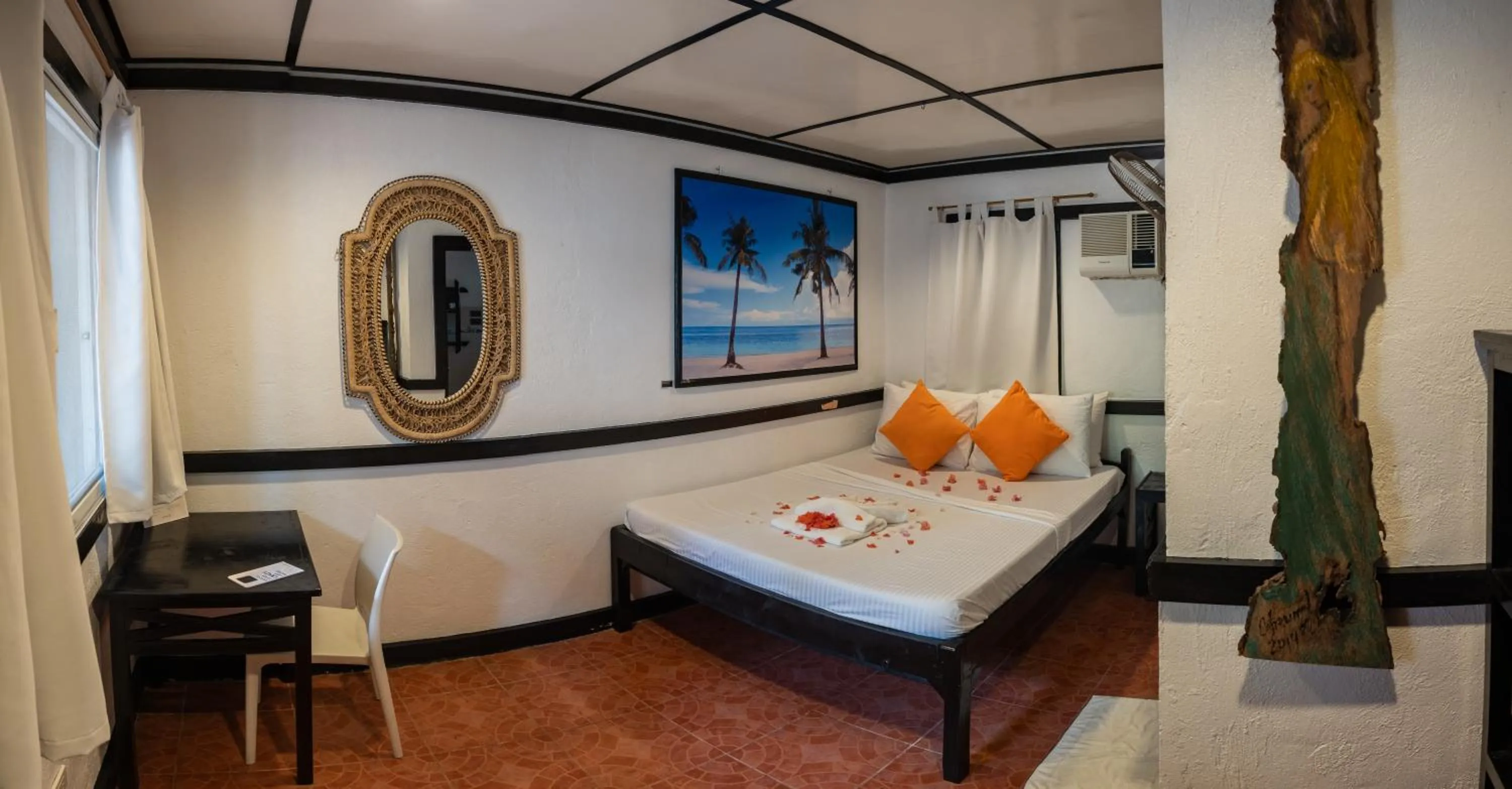 Bed in Hippocampus Beach Resort