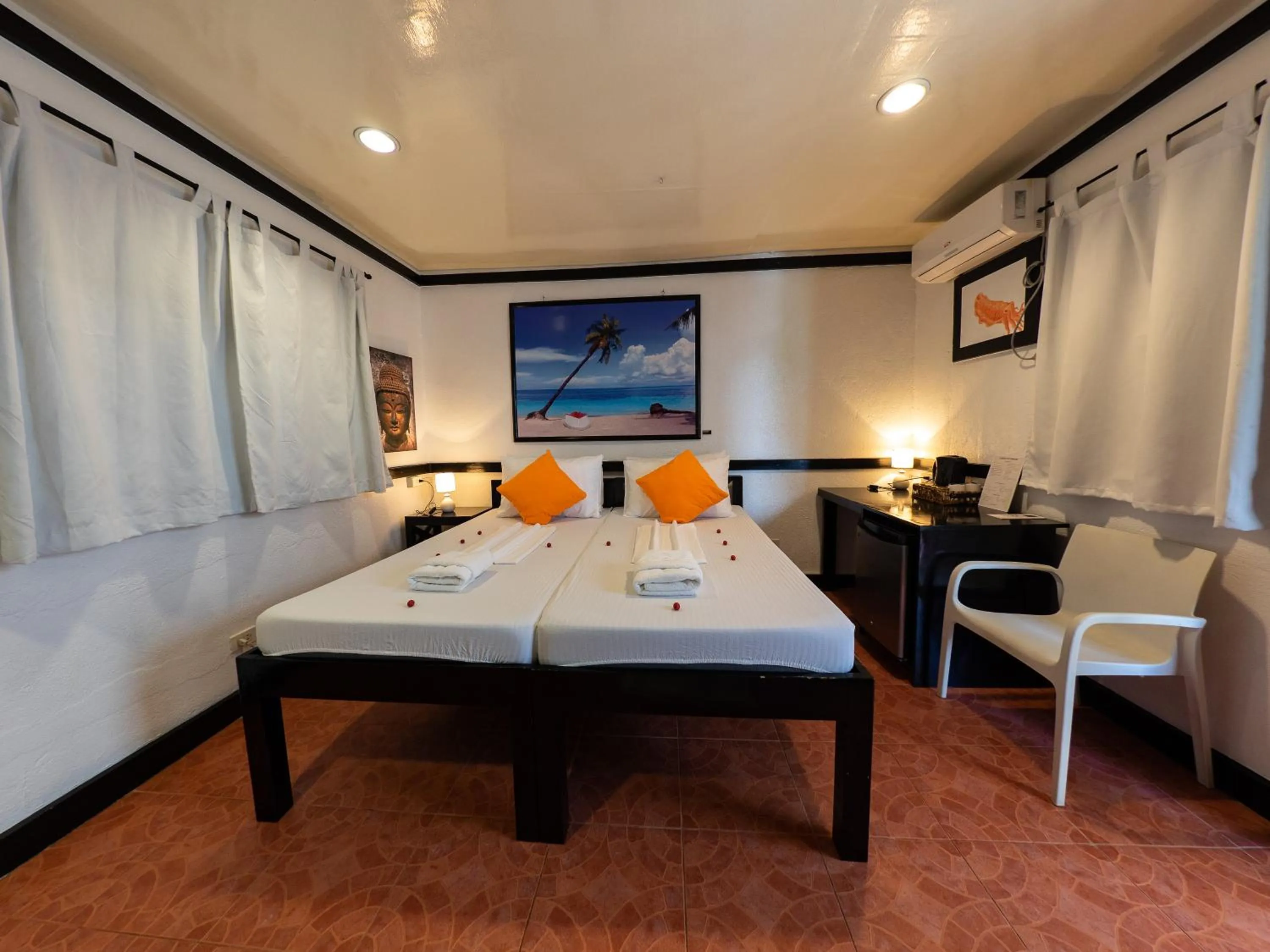 Bed in Hippocampus Beach Resort