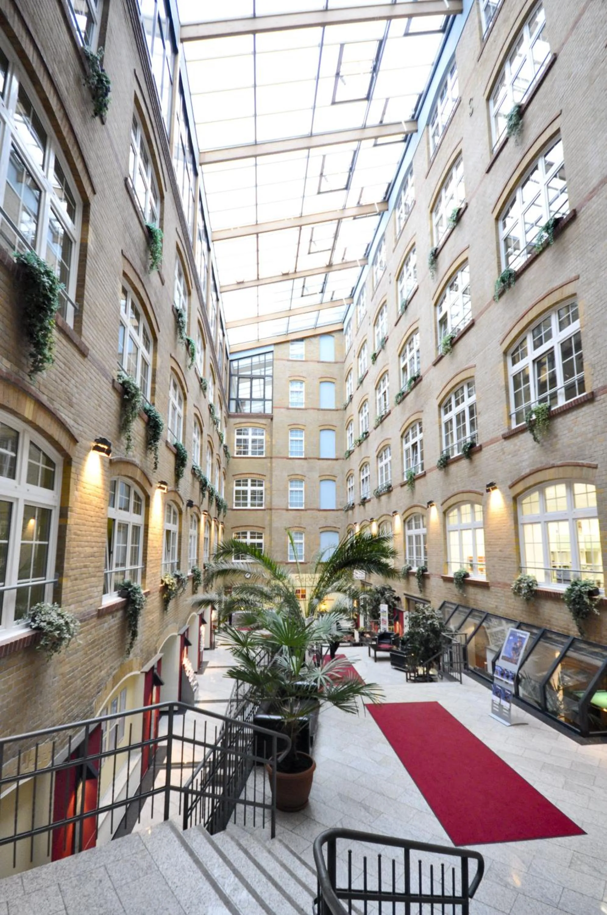 Property building in Singer109 Hostel, Hotel & Apartment