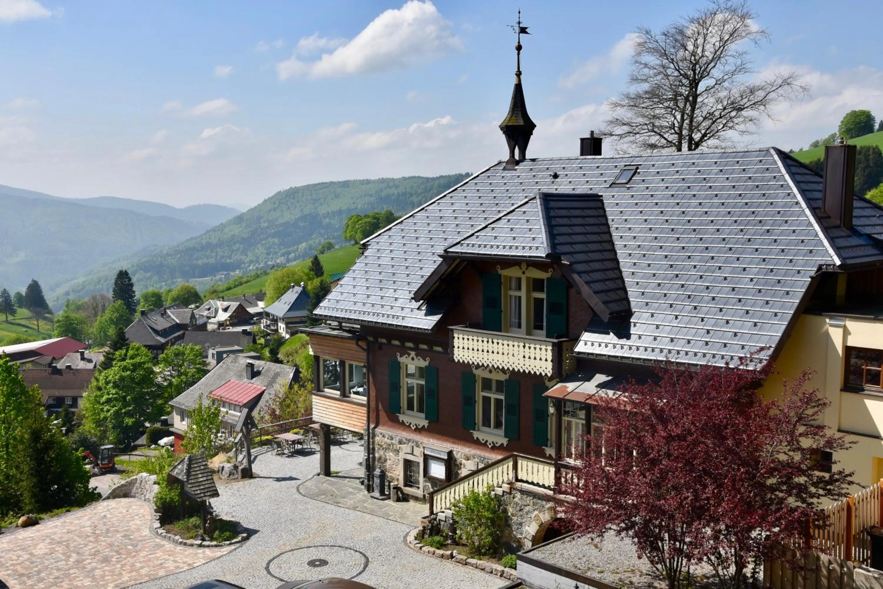 Property building in Hotel & Chalets Herrihof
