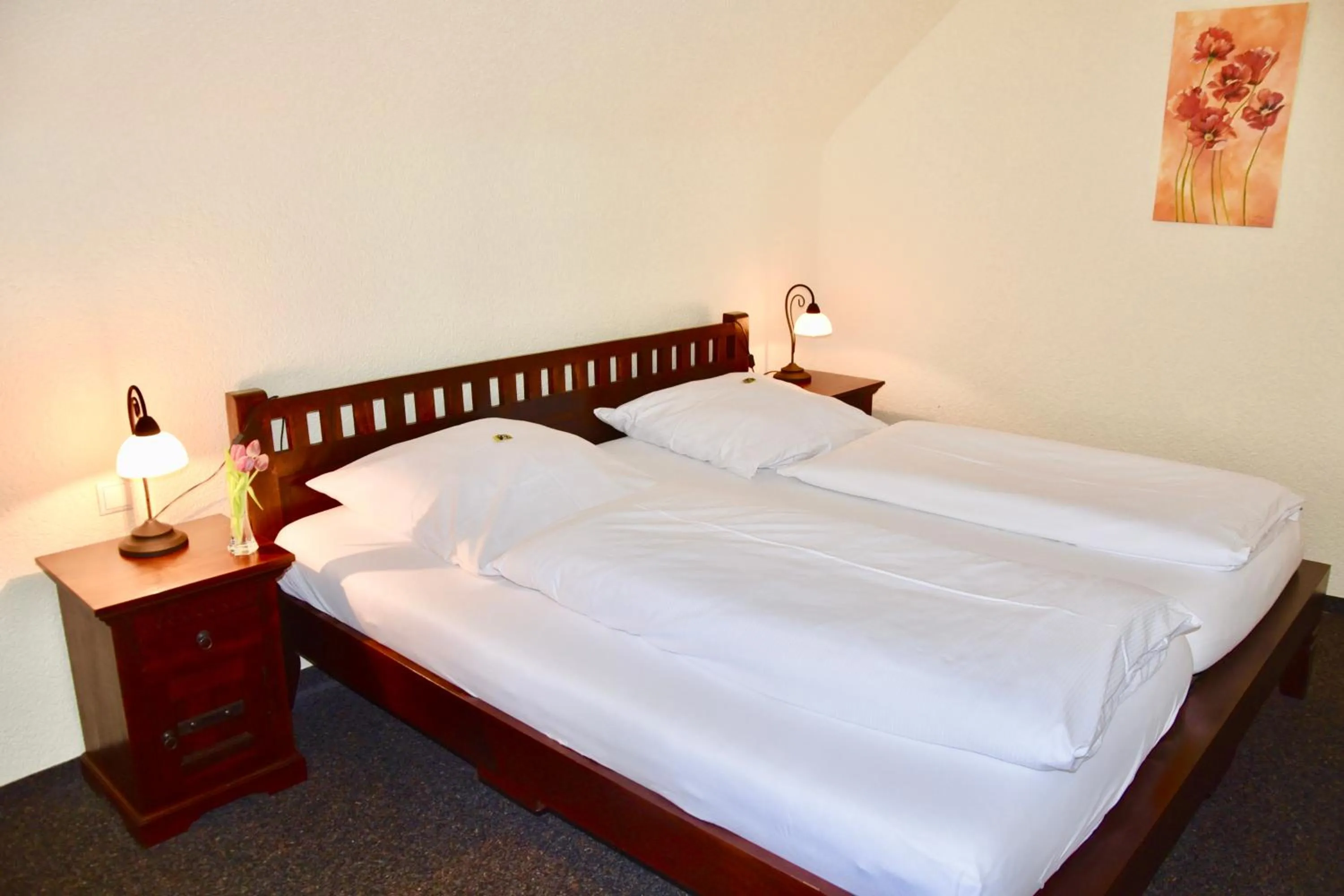 Bed in Hotel & Chalets Herrihof