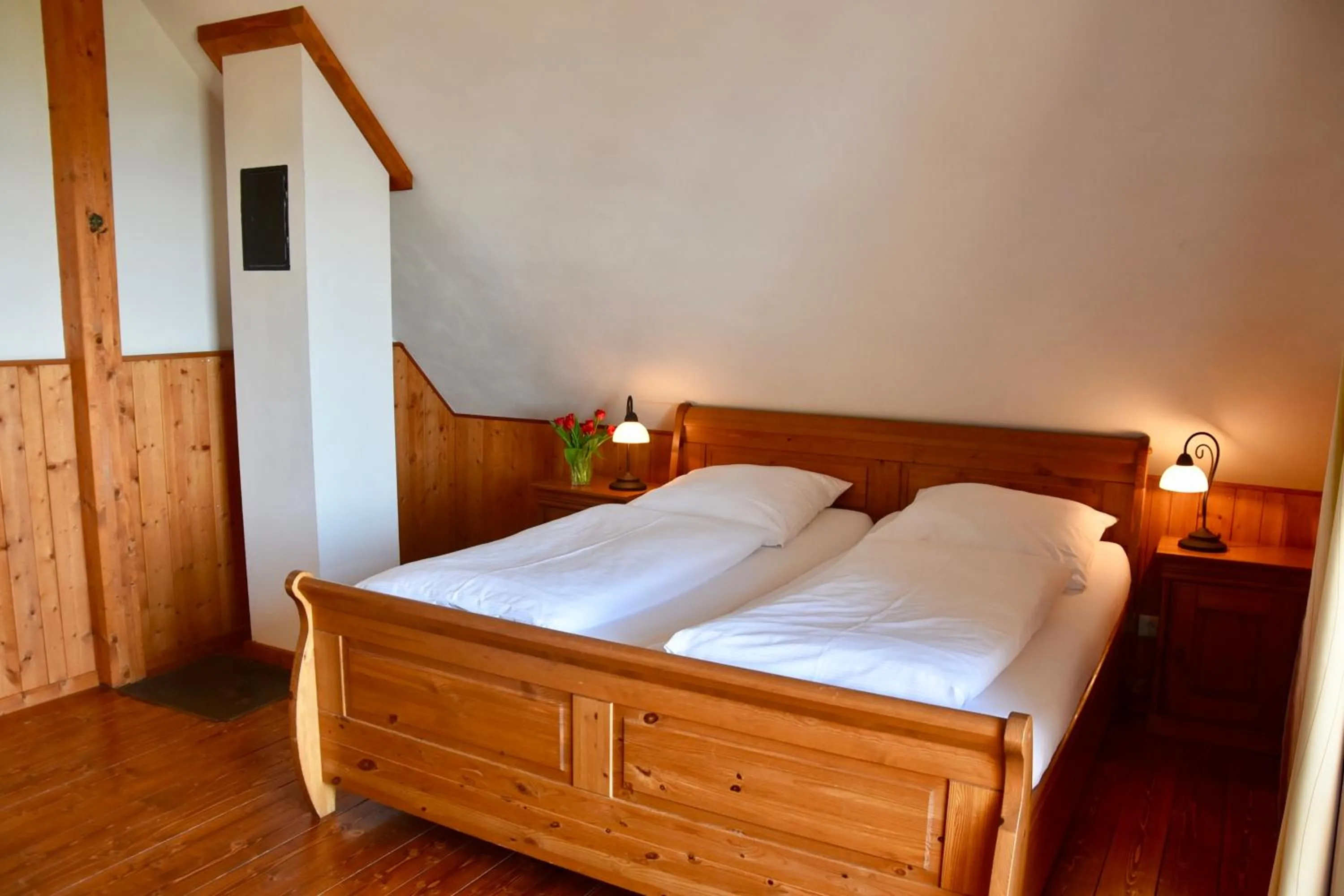 Bed in Hotel & Chalets Herrihof