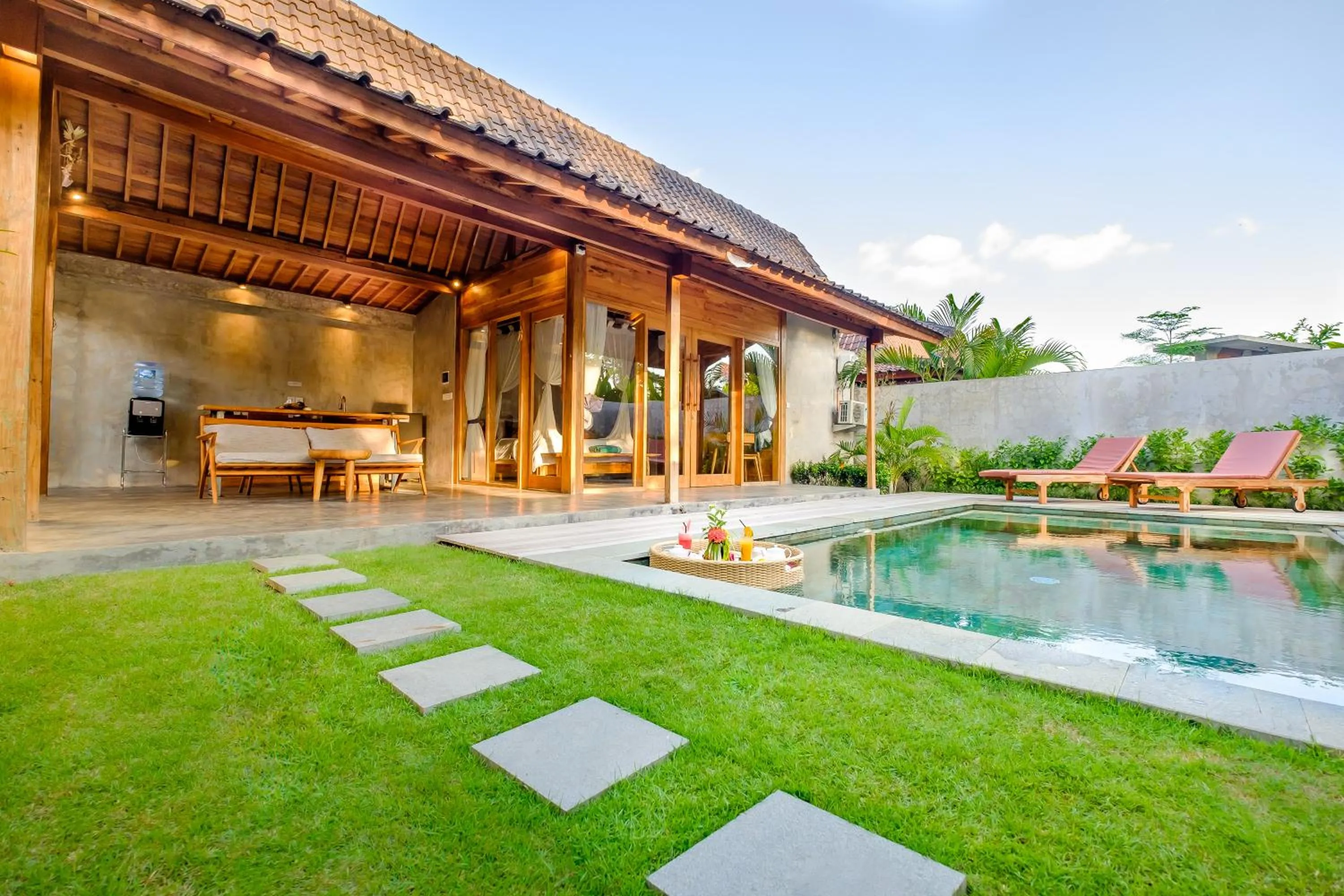 Property building in Canggu Wooden Green Paradise