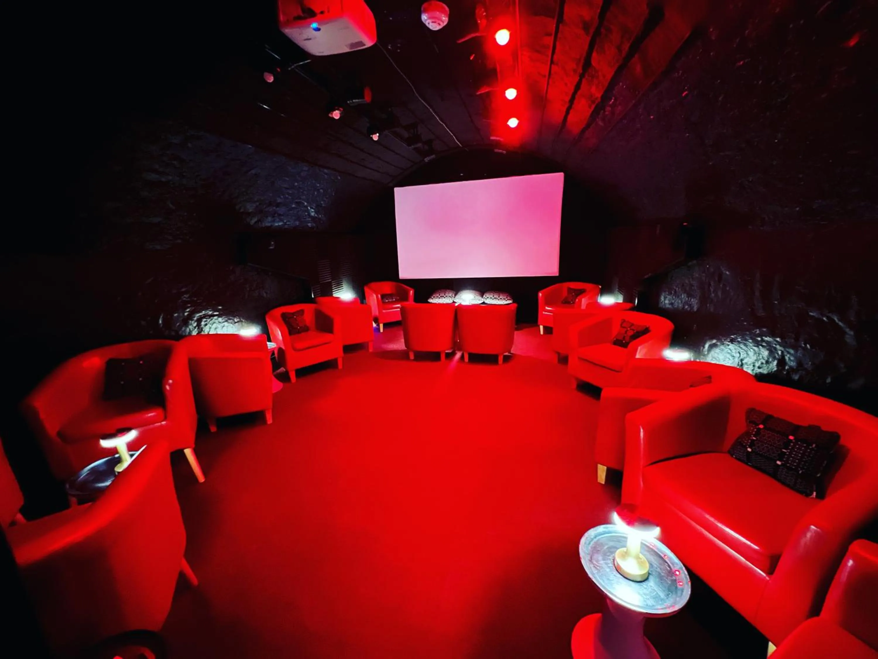 TV and multimedia in manorhaus RUTHIN - manorhaus collection