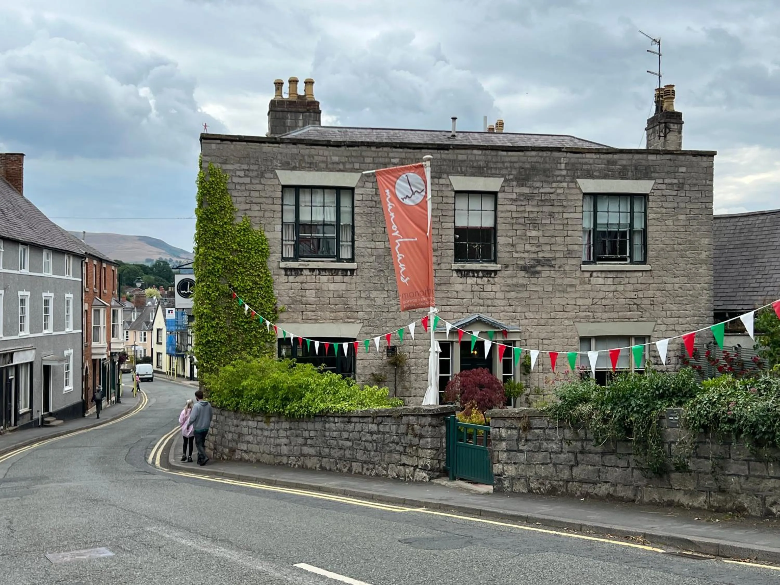 Property building in manorhaus RUTHIN - manorhaus collection