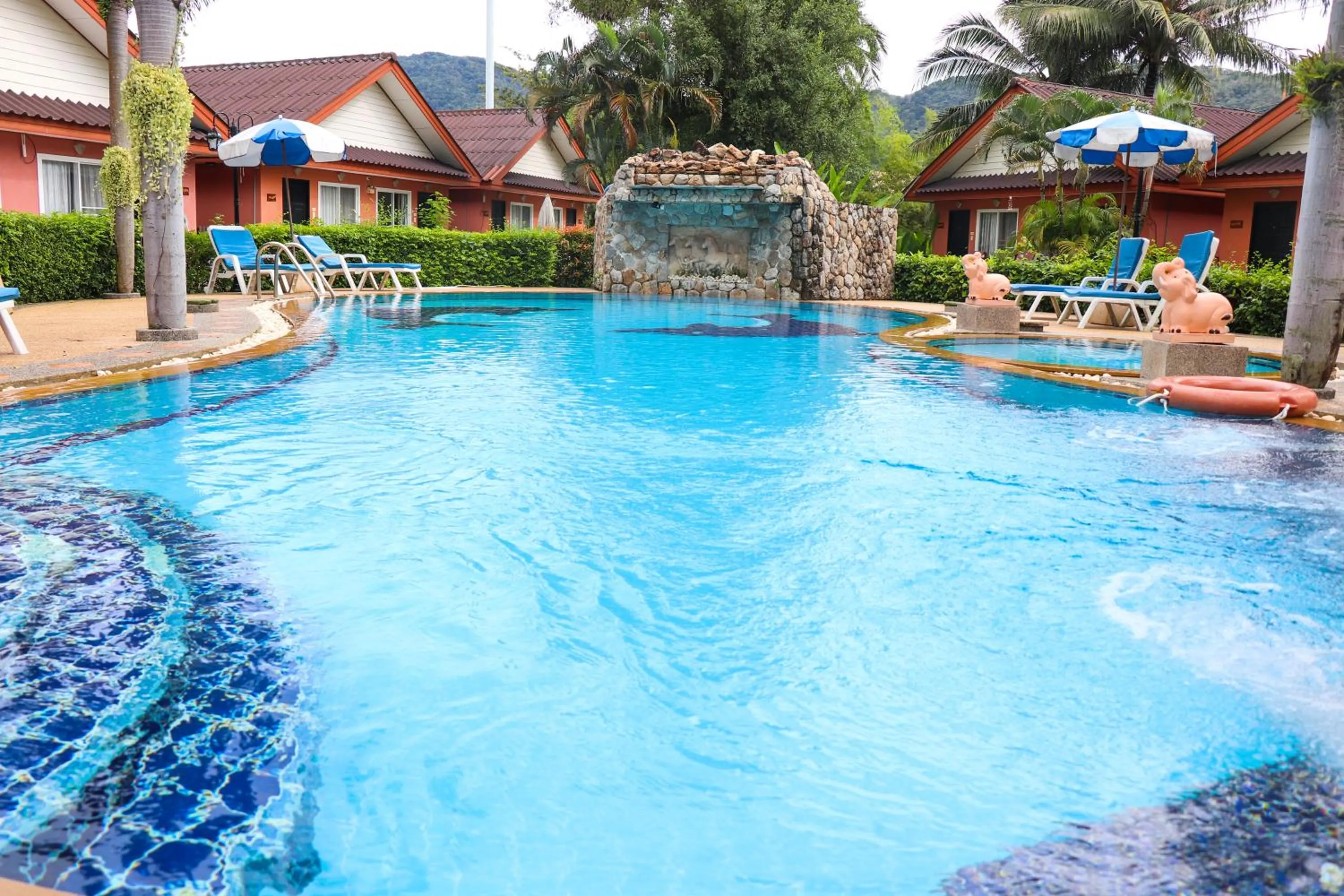 Swimming pool in Andaman Seaside Resort Bangtao Beach