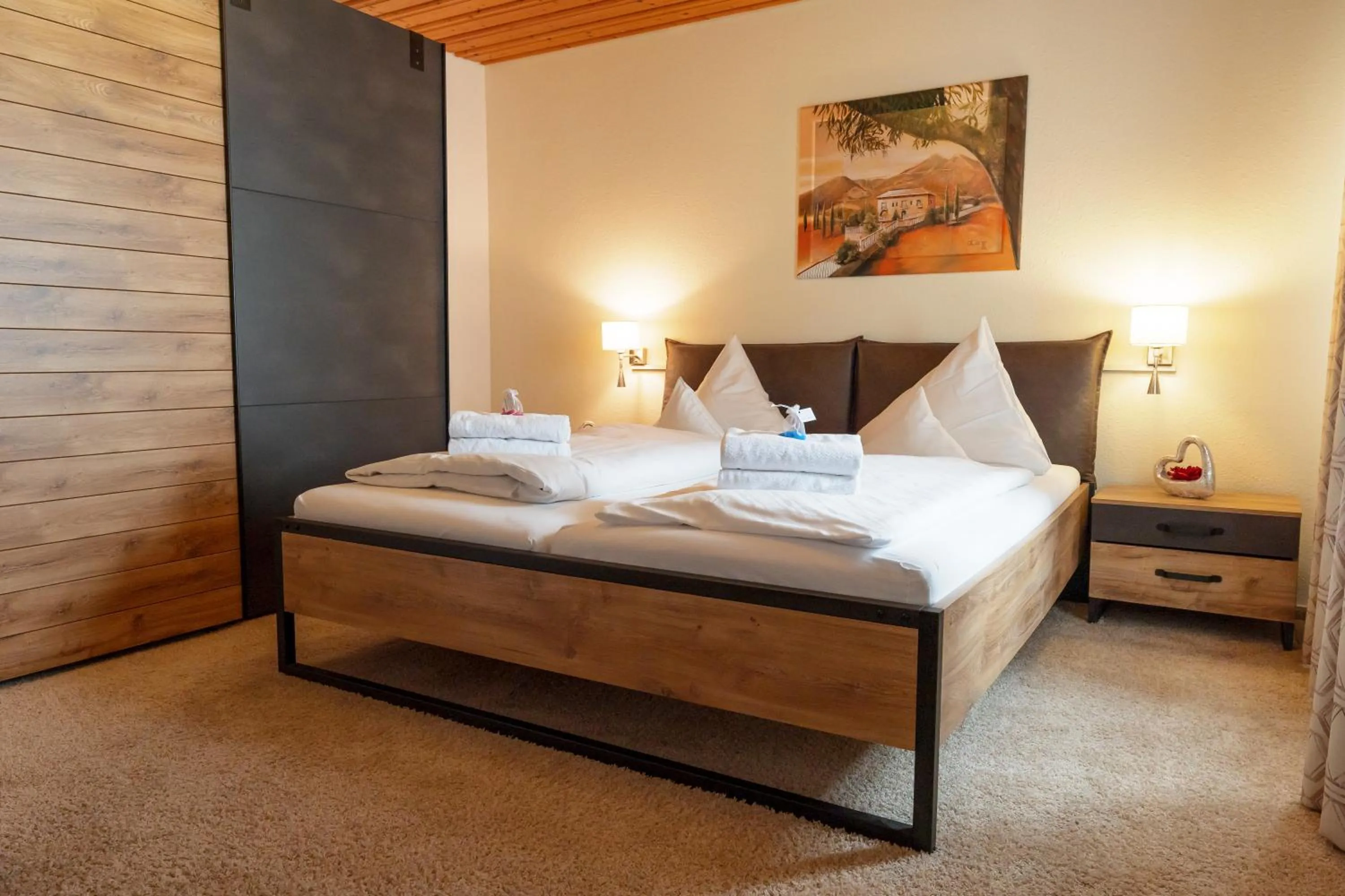 Bed in Hotel Restaurant Krone & Wellness - Schopfheim