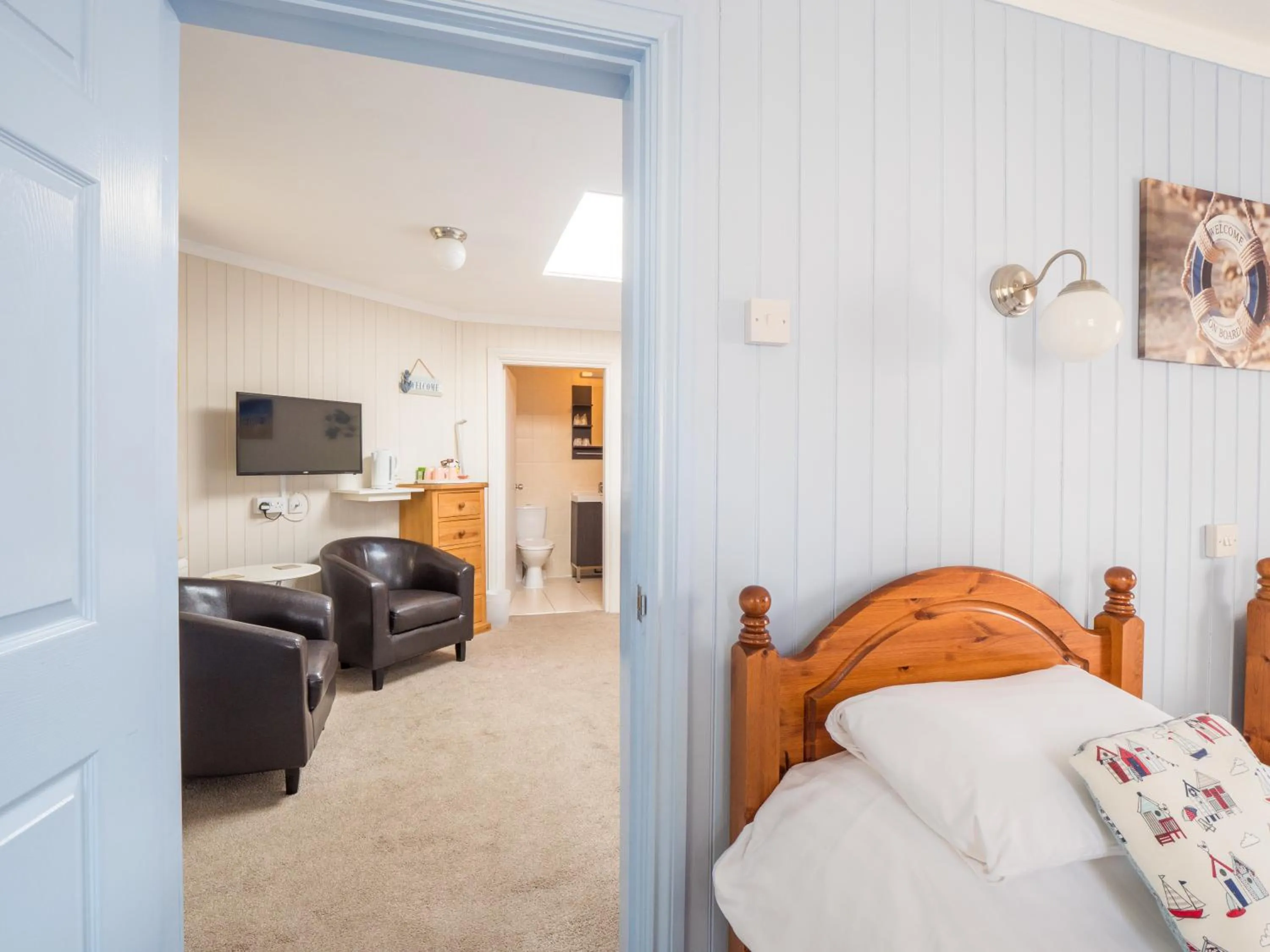 Bedroom, Bed in The Grafton Guest House