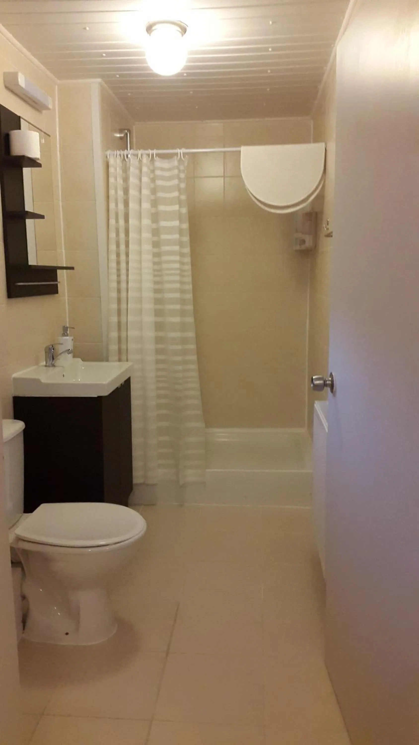 Bathroom in The Grafton Guest House