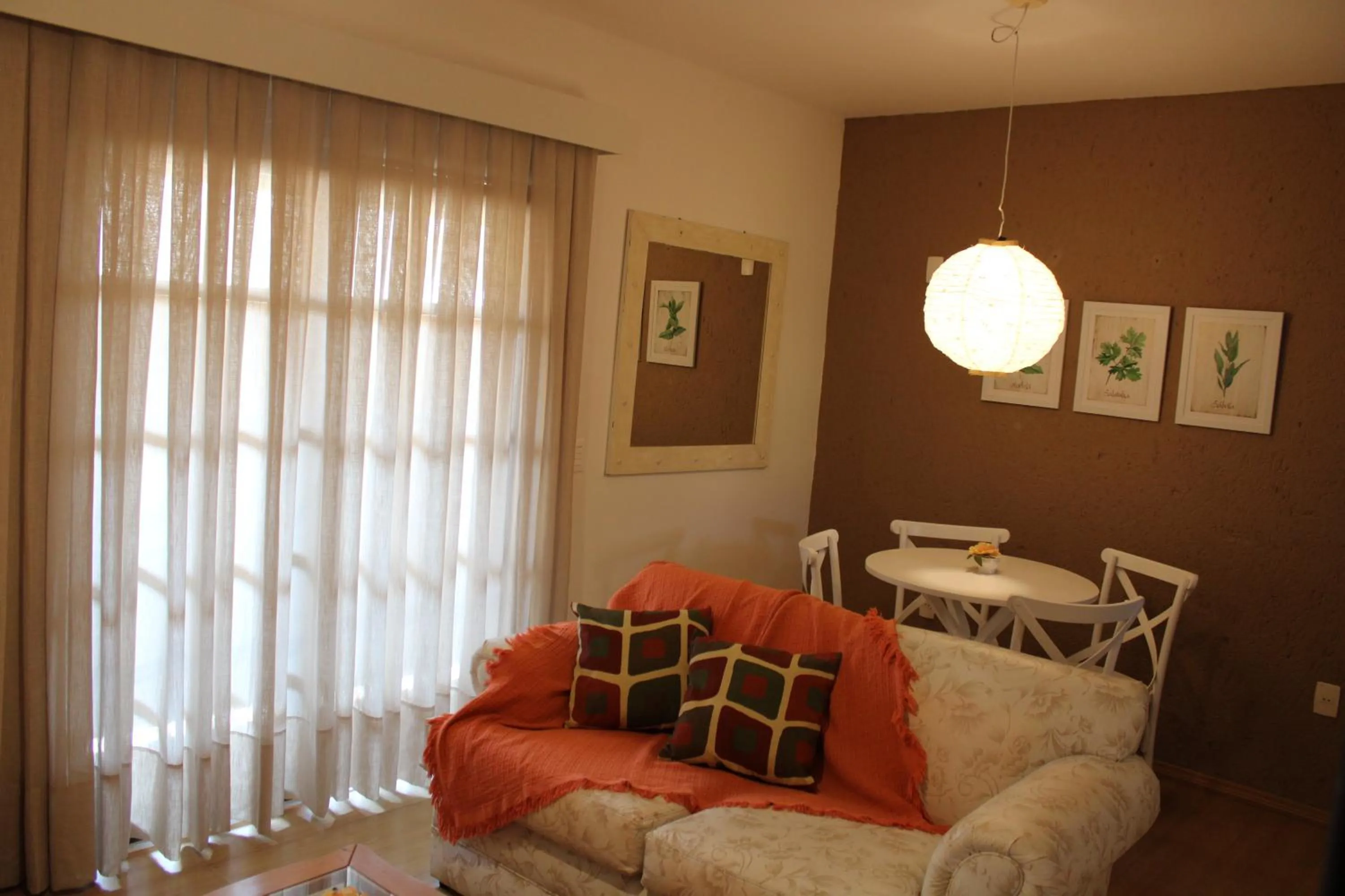 Living room, Bed in Pousada Dom Capudi