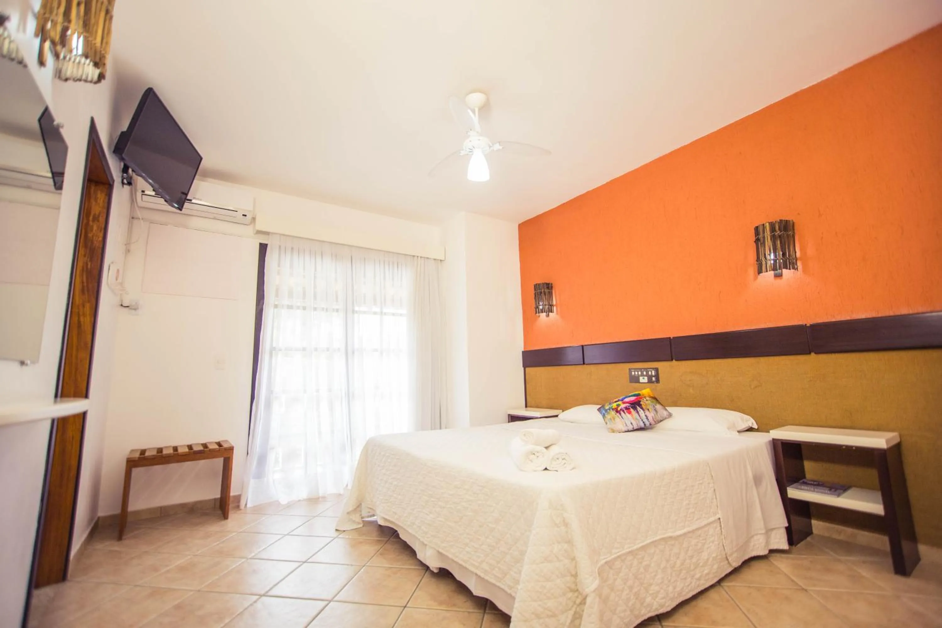 Photo of the whole room, Bed in Pousada Dom Capudi