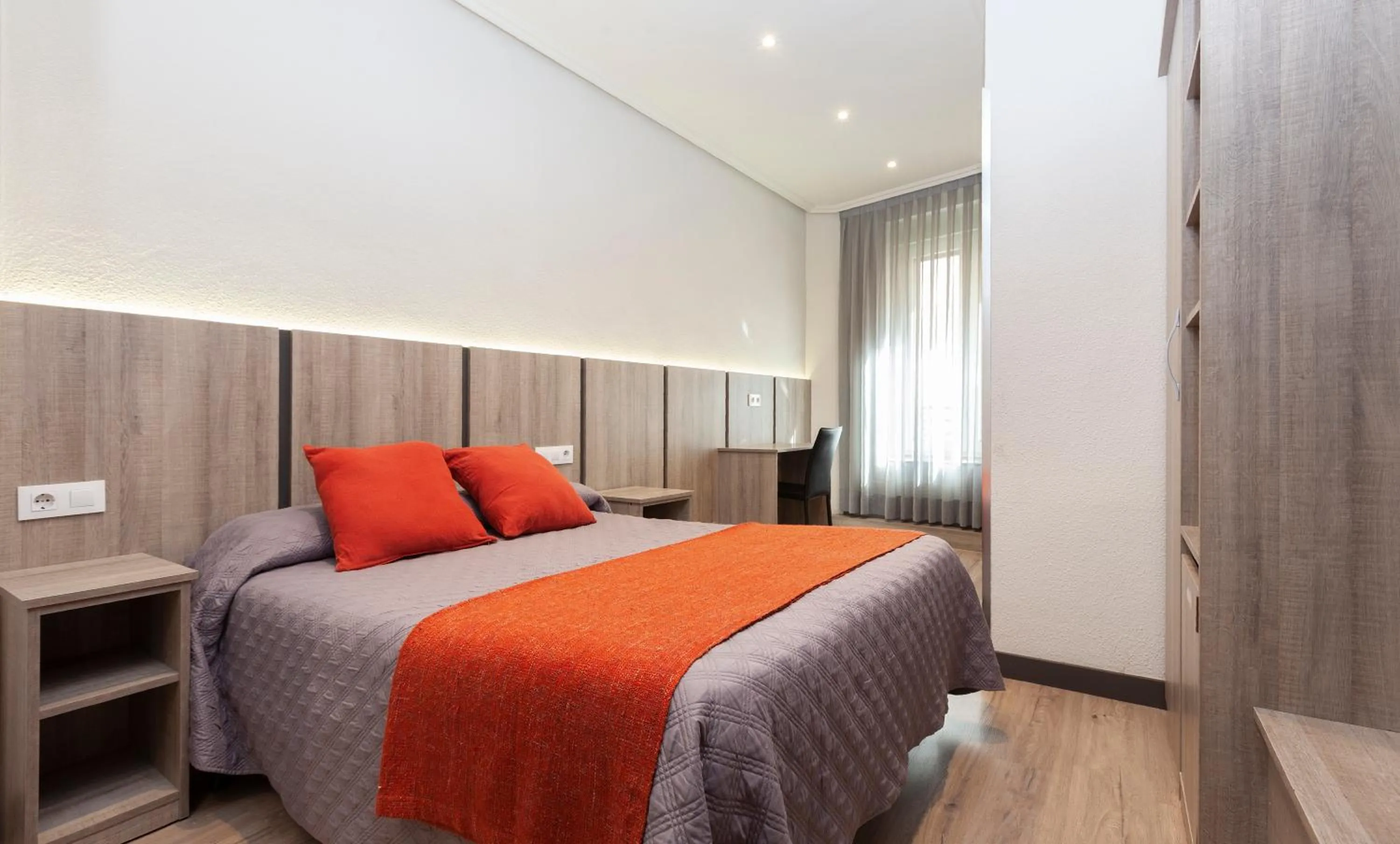 Photo of the whole room, Bed in Hostal María Luisa