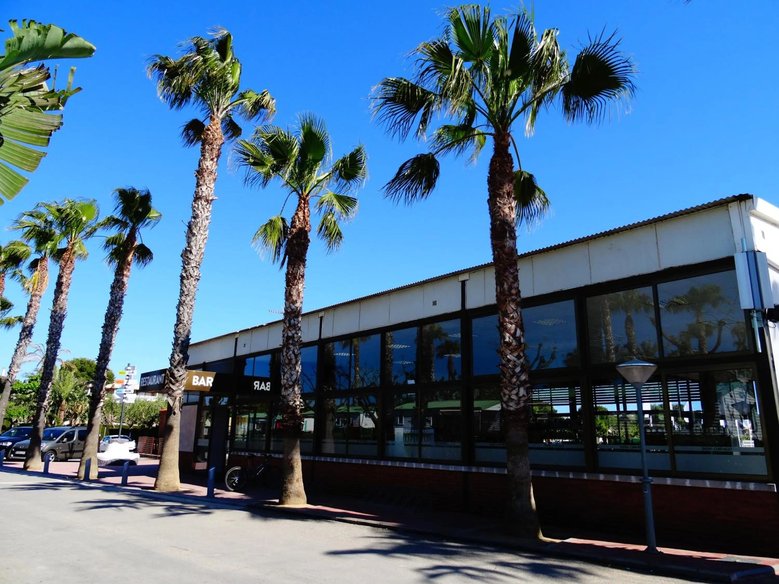 Restaurant/places to eat in Camping Platja Cambrils