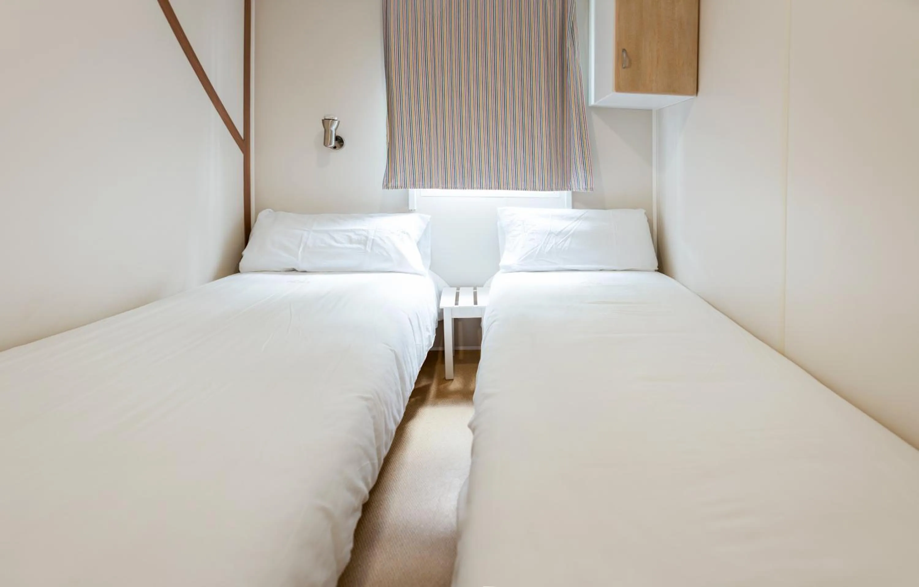 Property building, Bed in Camping Platja Cambrils