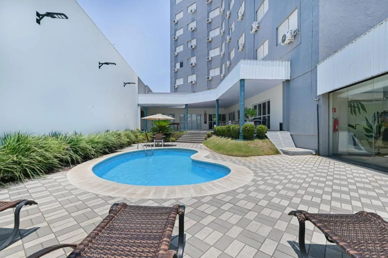 Pool view in Hotel Nacional Inn Cuiabá