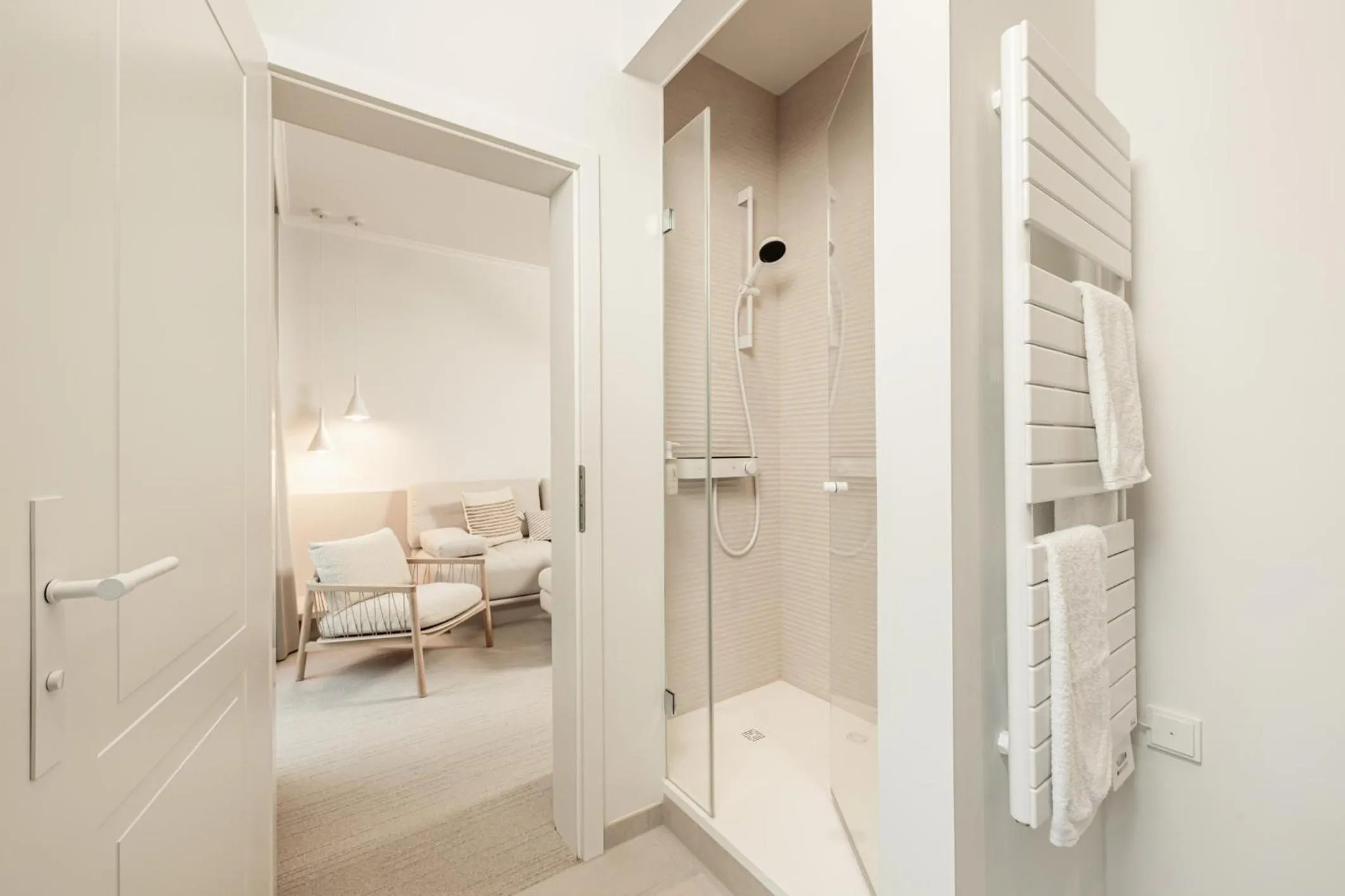 Shower, Bed in Villa Astoria - Kühlungsborn