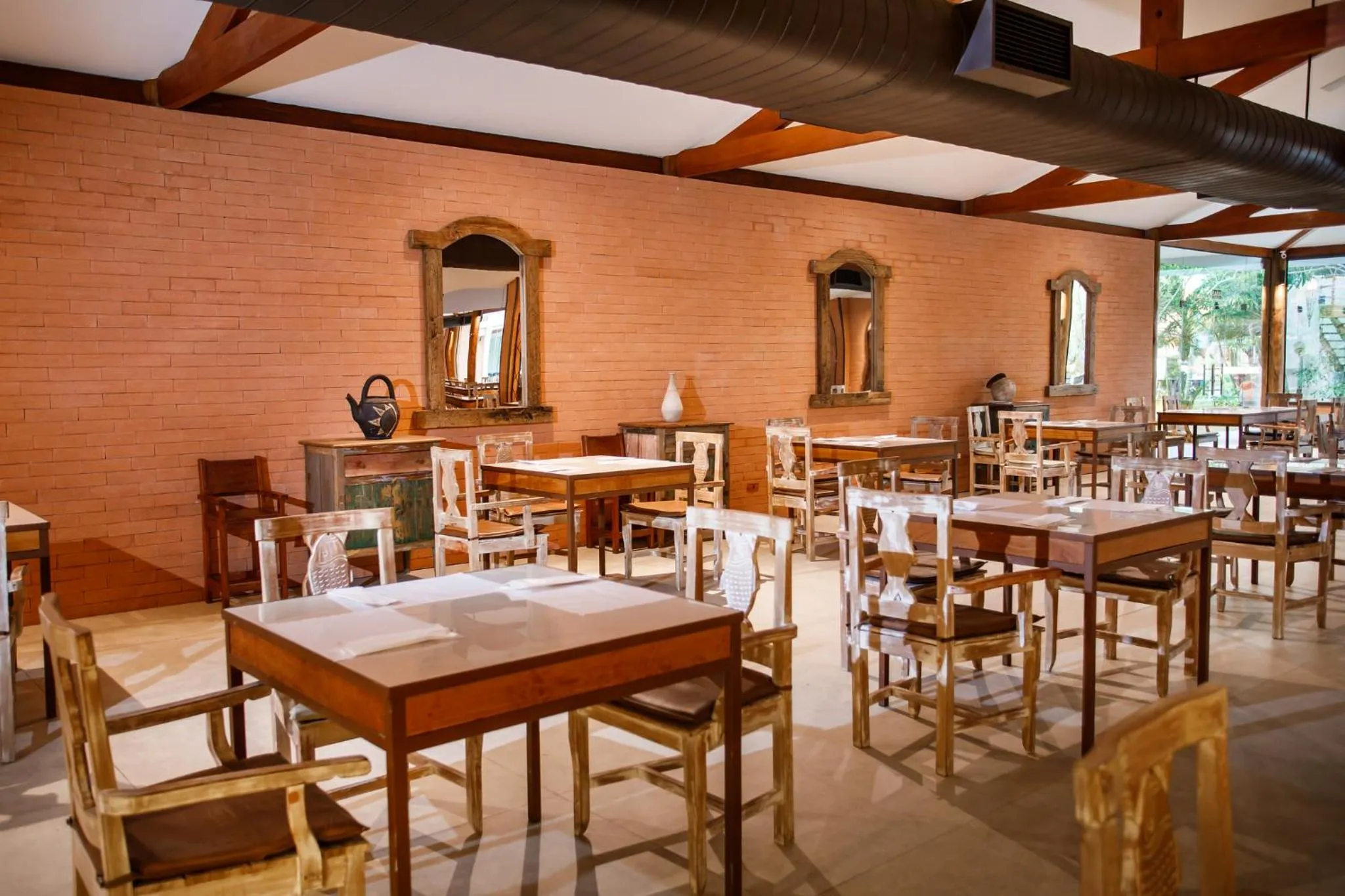 Restaurant/places to eat in La Torre Resort All Inclusive