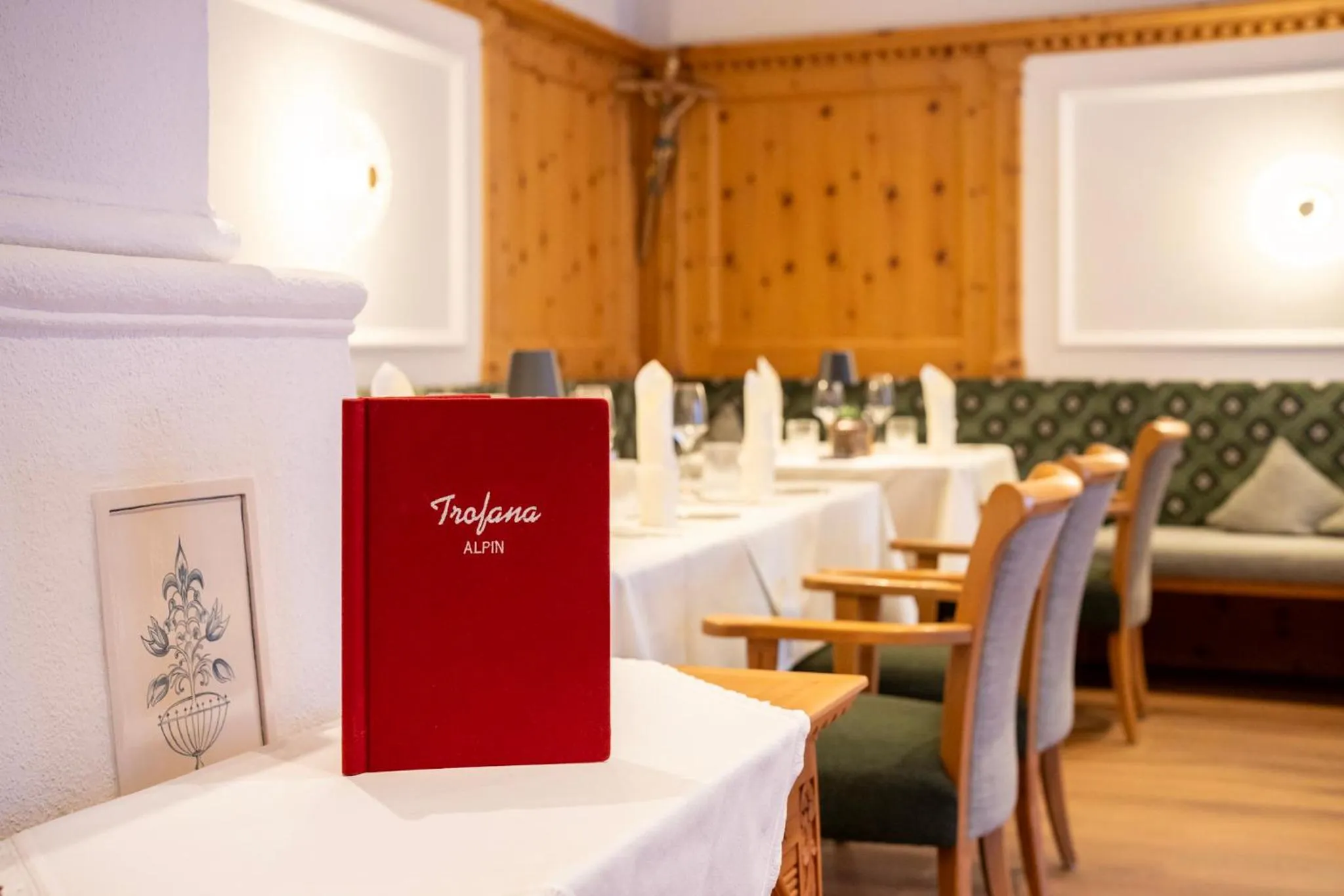 Restaurant/places to eat in Hotel Trofana Alpin