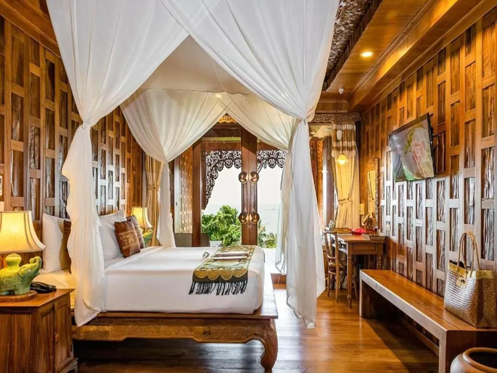 Bedroom, Bed in Santhiya Koh Phangan Resort and Spa