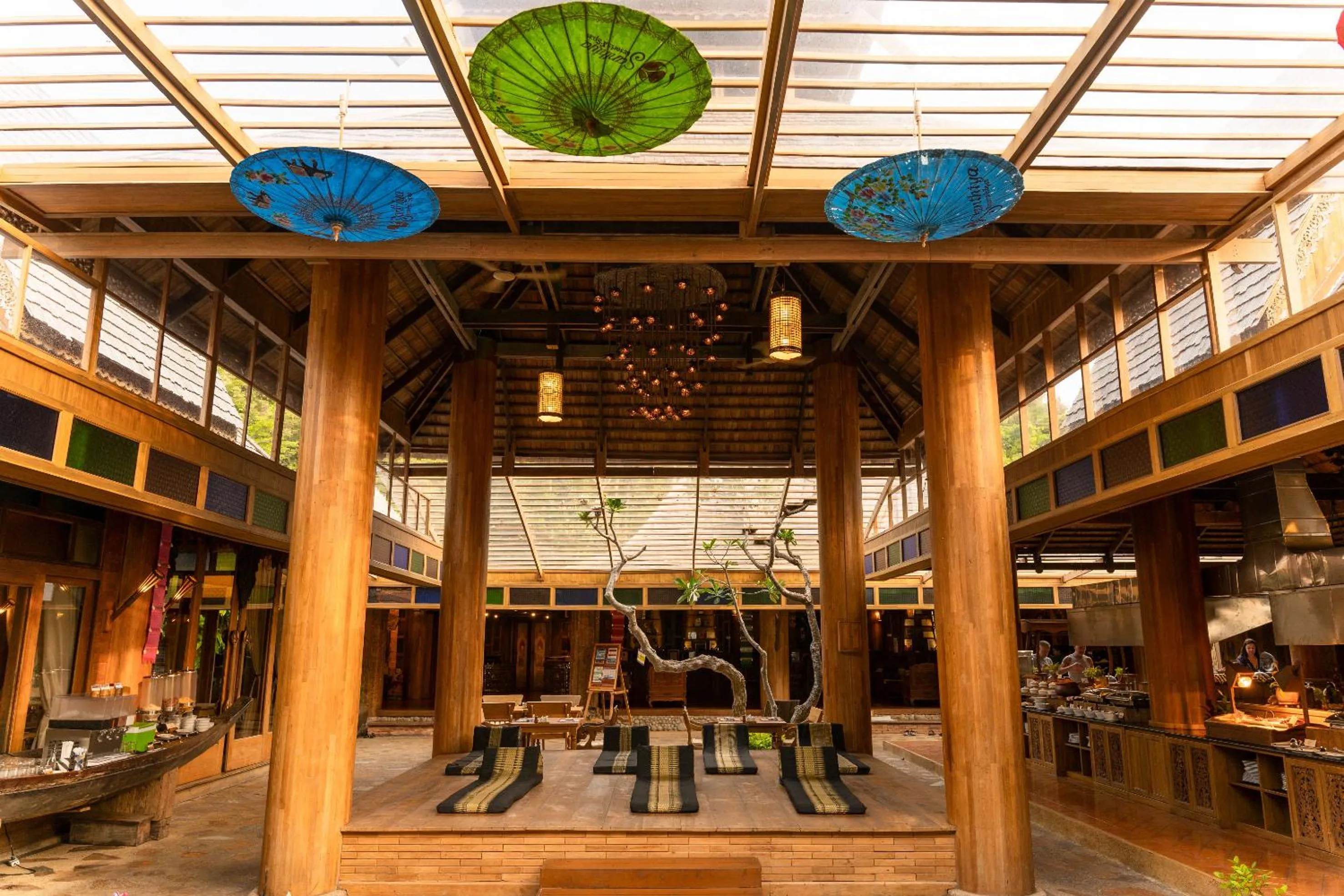 Restaurant/places to eat in Santhiya Koh Phangan Resort and Spa