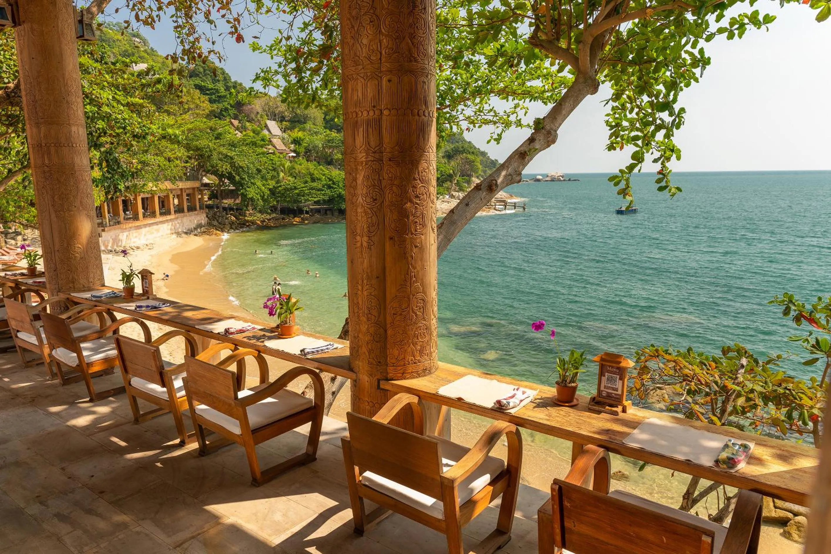 Restaurant/places to eat in Santhiya Koh Phangan Resort and Spa